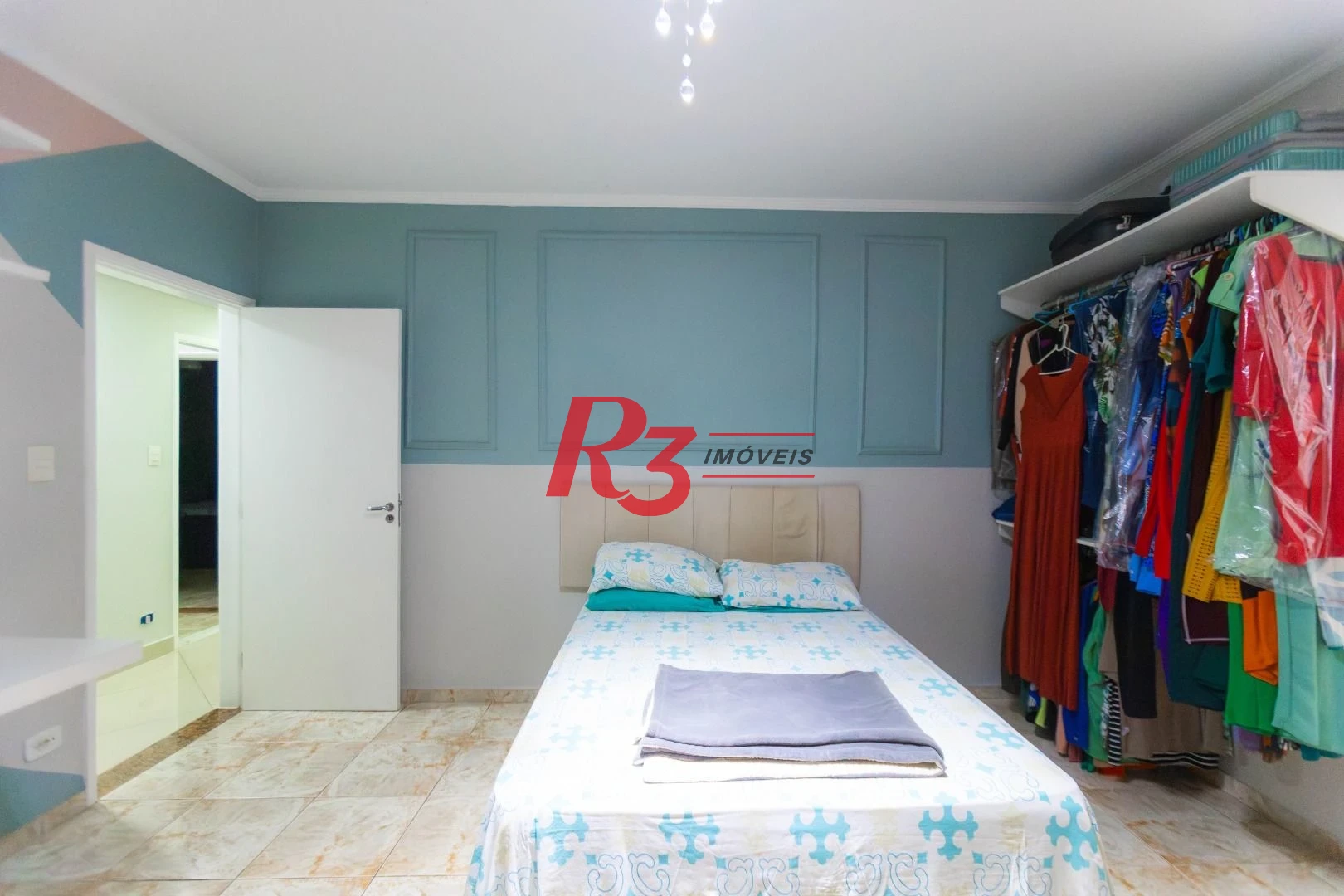 Casa com 3 dormitórios à venda, 250 m² por R$ 1.350.000,00 - Ponta da Praia - Santos/SP