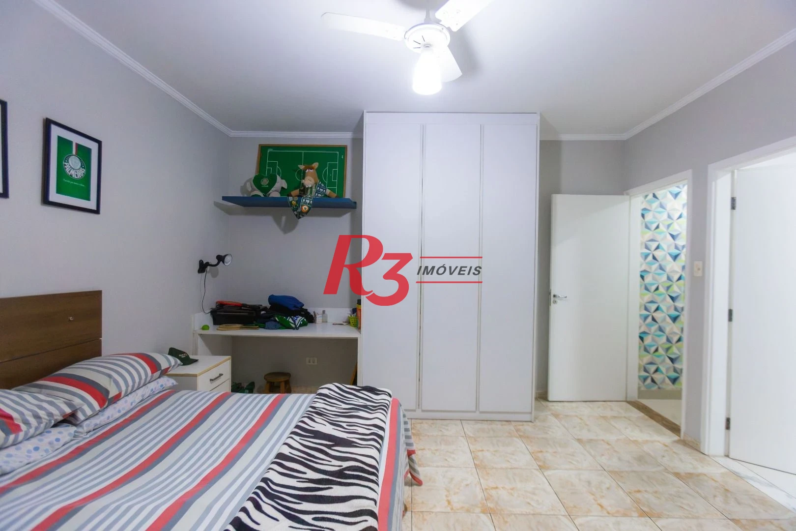 Casa com 3 dormitórios à venda, 250 m² por R$ 1.350.000,00 - Ponta da Praia - Santos/SP