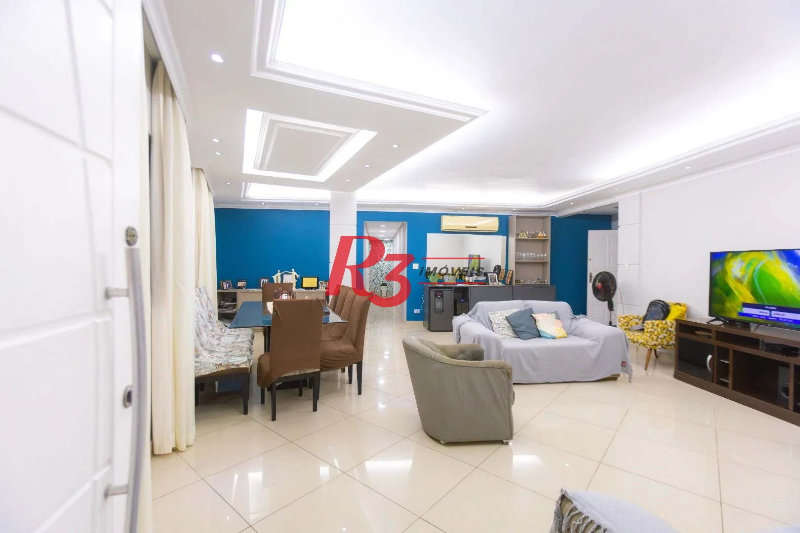 Casa com 3 dormitórios à venda, 250 m² por R$ 1.350.000,00 - Ponta da Praia - Santos/SP