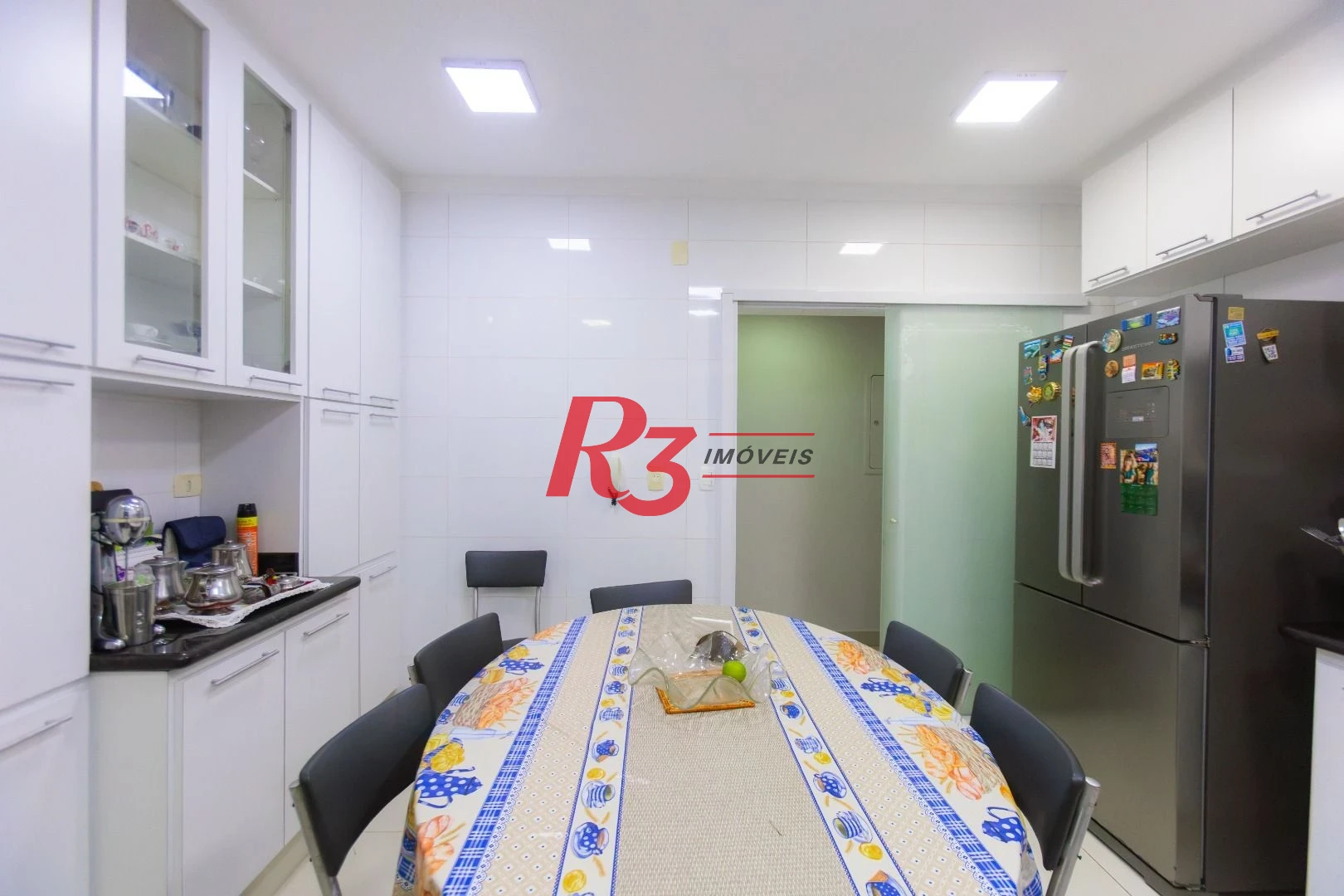 Casa com 3 dormitórios à venda, 250 m² por R$ 1.350.000,00 - Ponta da Praia - Santos/SP