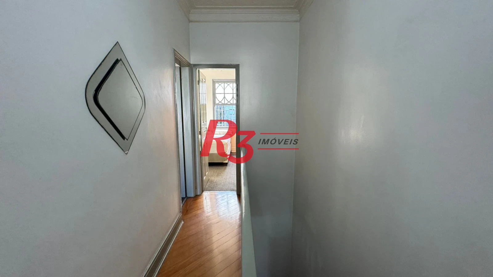 Sobrado com 3 dormitórios à venda, 134 m² por R$ 1.600.000,00 - Campo Grande - Santos/SP