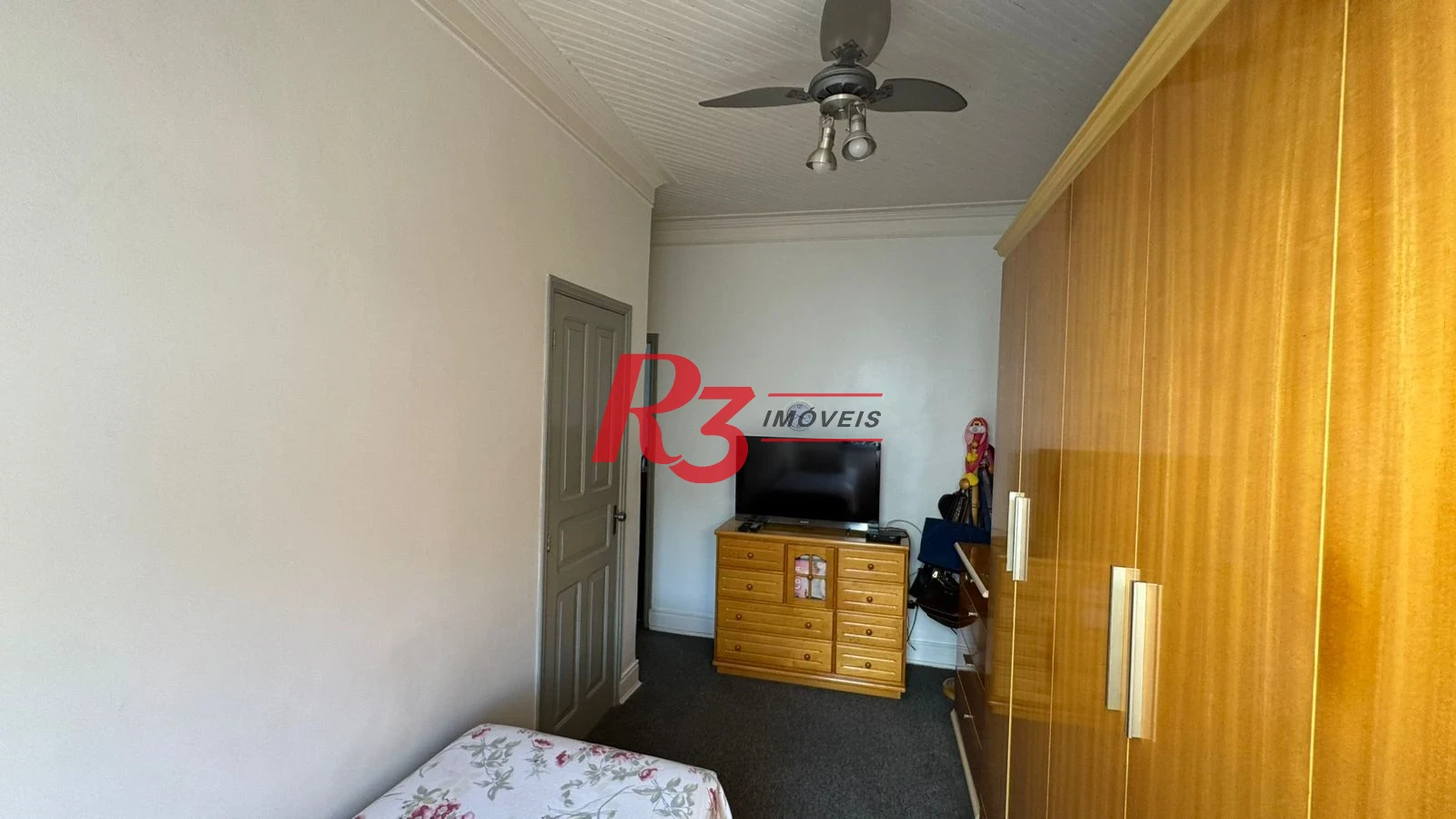 Sobrado com 3 dormitórios à venda, 134 m² por R$ 1.600.000,00 - Campo Grande - Santos/SP