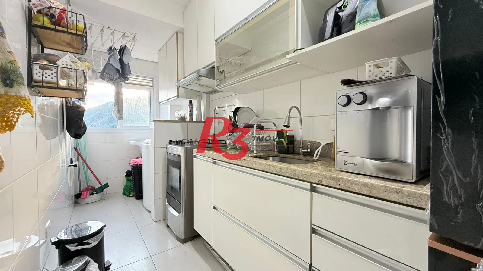 Apartamento com 2 dormitórios à venda, 60 m² por R$ 485.000,00 - José Menino - Santos/SP
