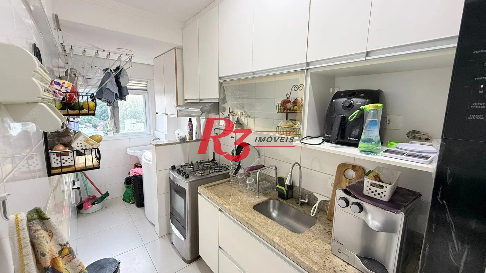 Apartamento com 2 dormitórios à venda, 60 m² por R$ 485.000,00 - José Menino - Santos/SP