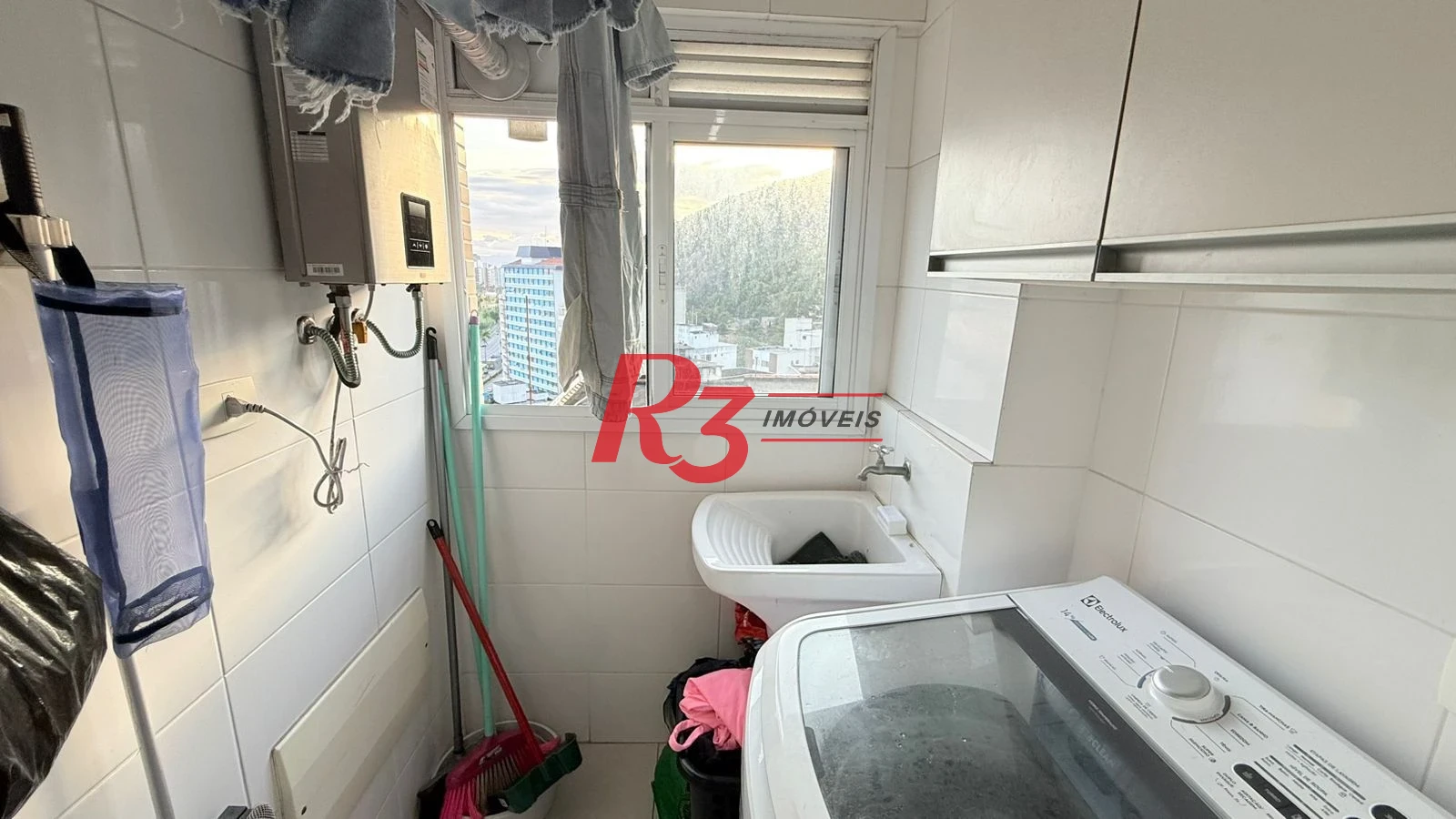 Apartamento com 2 dormitórios à venda, 60 m² por R$ 485.000,00 - José Menino - Santos/SP