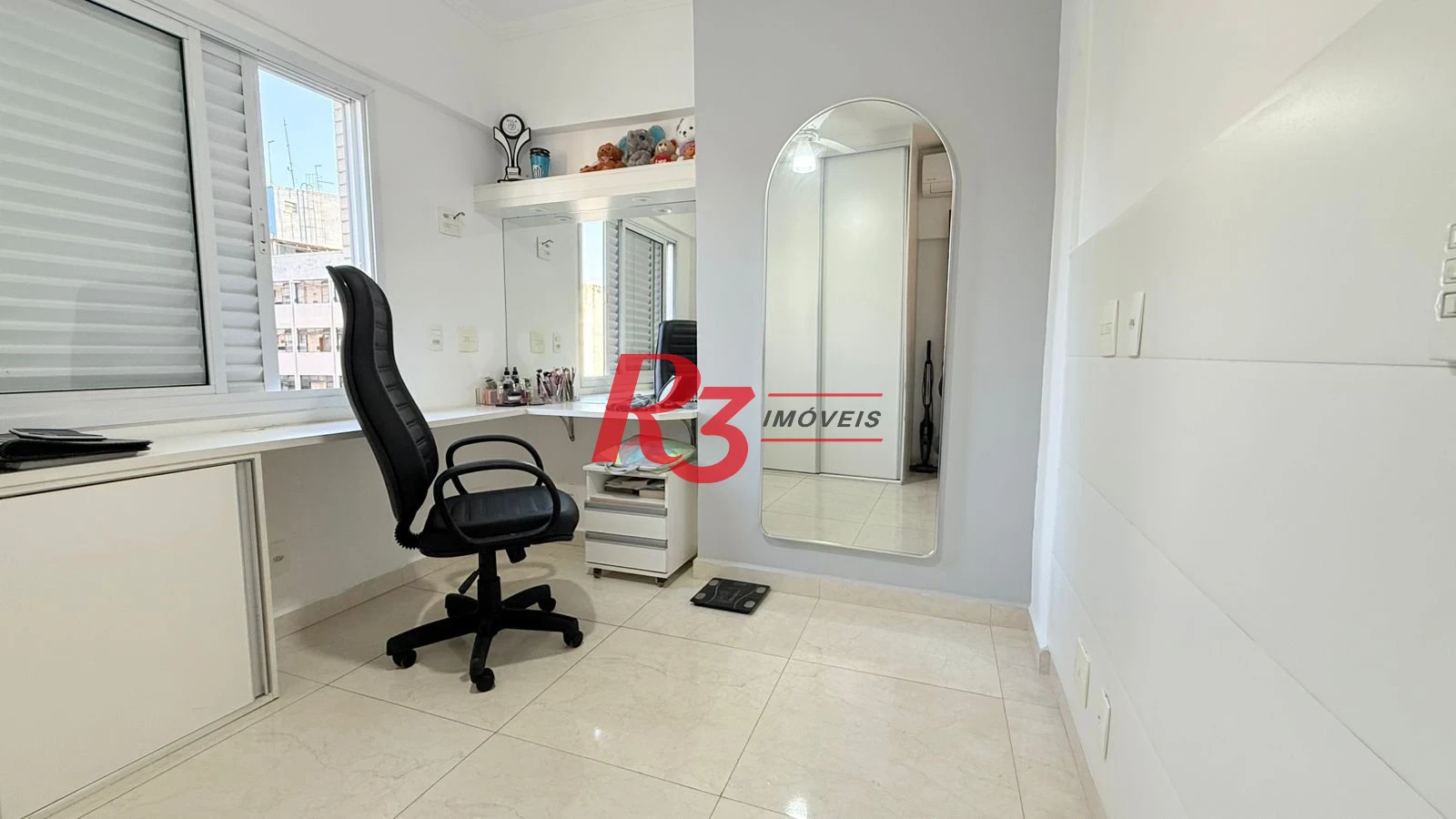 Apartamento com 2 dormitórios à venda, 60 m² por R$ 485.000,00 - José Menino - Santos/SP