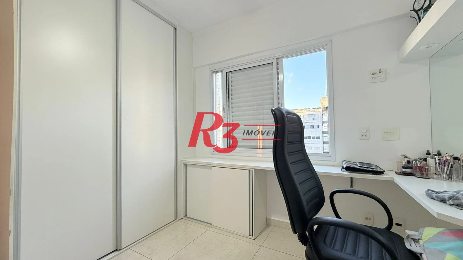 Apartamento com 2 dormitórios à venda, 60 m² por R$ 485.000,00 - José Menino - Santos/SP