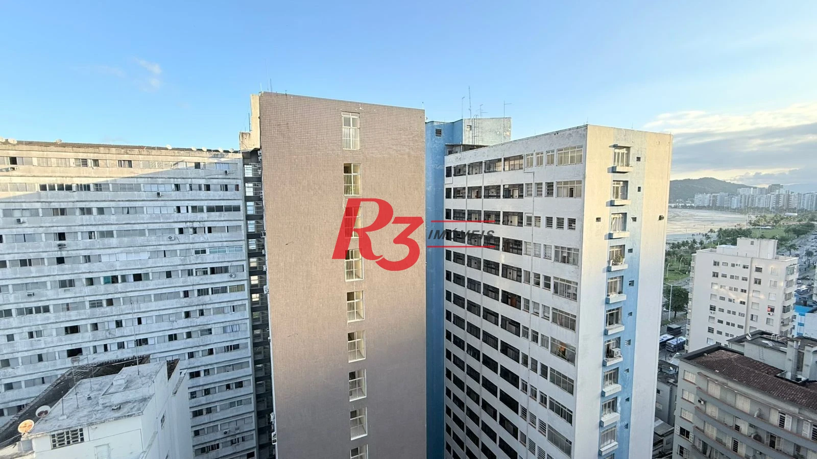 Apartamento com 2 dormitórios à venda, 60 m² por R$ 485.000,00 - José Menino - Santos/SP