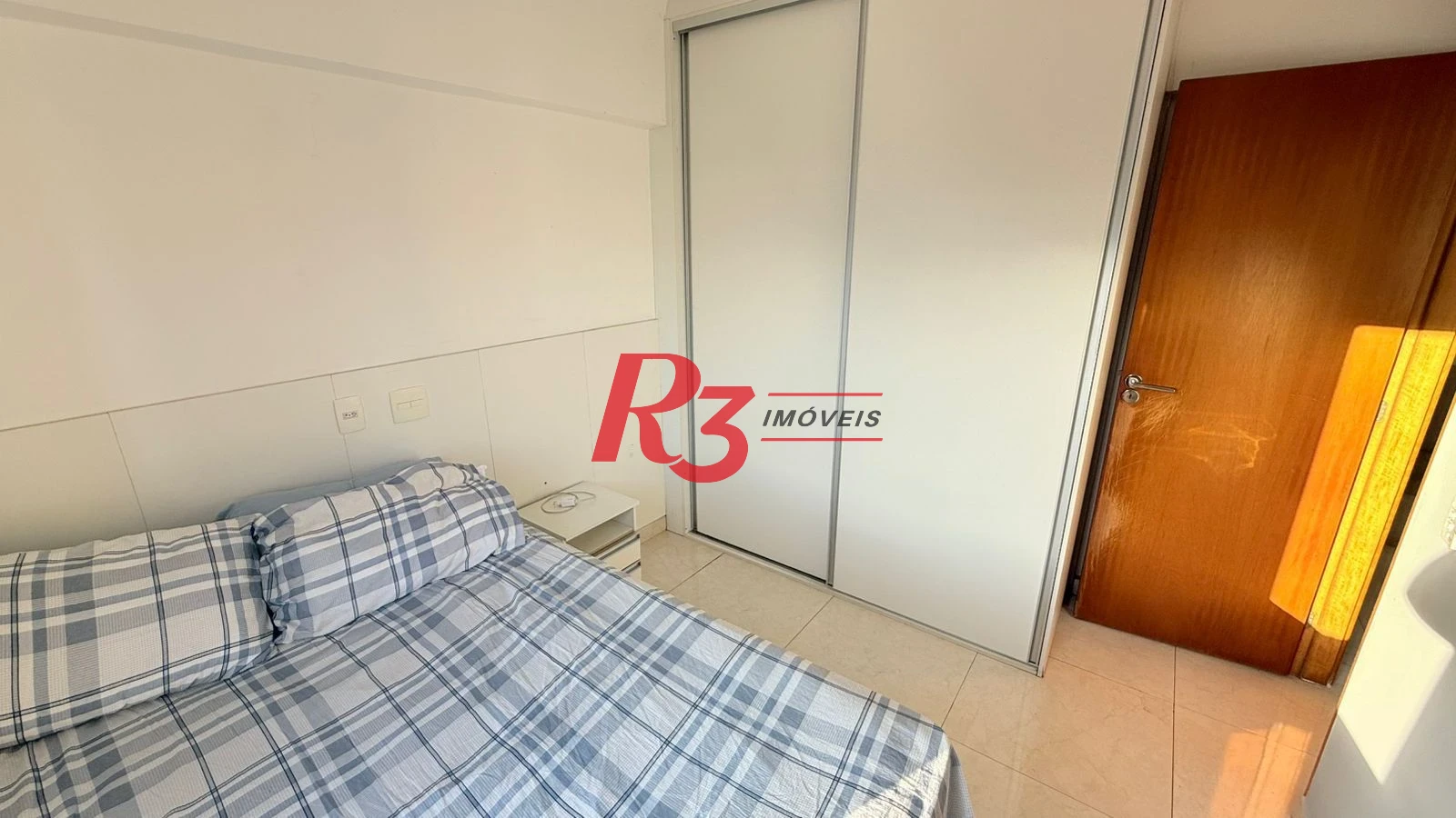 Apartamento com 2 dormitórios à venda, 60 m² por R$ 485.000,00 - José Menino - Santos/SP