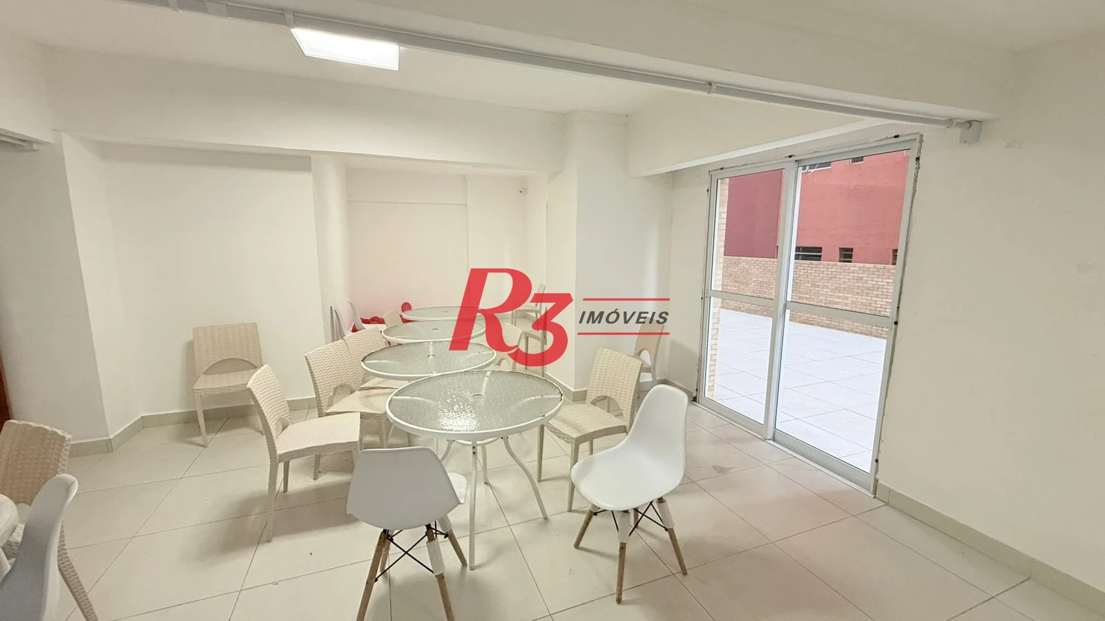 Apartamento com 2 dormitórios à venda, 60 m² por R$ 485.000,00 - José Menino - Santos/SP