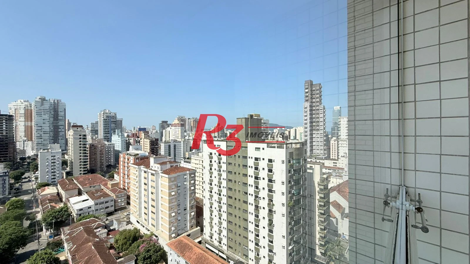Apartamento com 3 dormitórios à venda, 139 m² por R$ 1.330.000,00 - Pompéia - Santos/SP