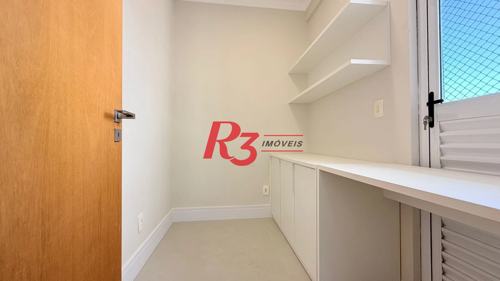 Apartamento com 3 dormitórios à venda, 139 m² por R$ 1.330.000,00 - Pompéia - Santos/SP