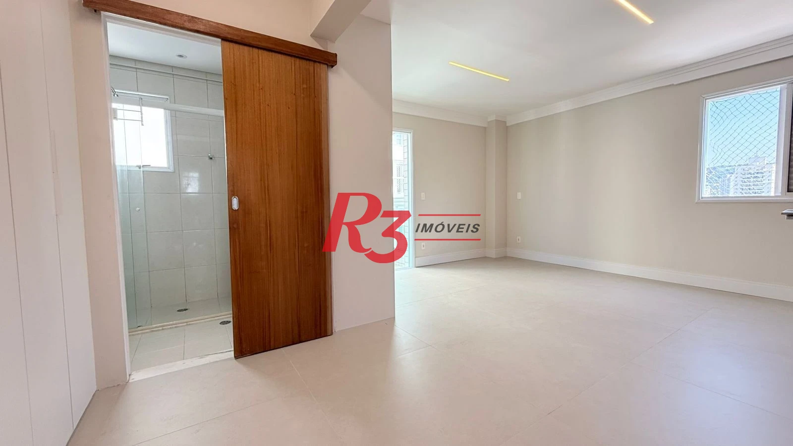 Apartamento com 3 dormitórios à venda, 139 m² por R$ 1.330.000,00 - Pompéia - Santos/SP