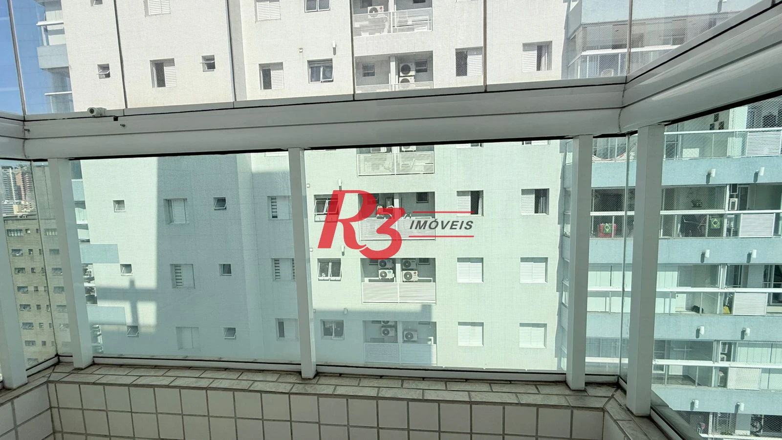Apartamento com 3 dormitórios à venda, 139 m² por R$ 1.330.000,00 - Pompéia - Santos/SP