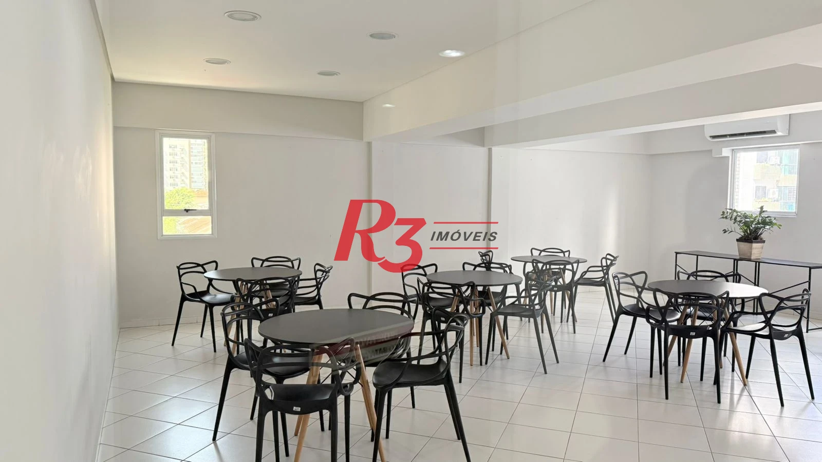 Apartamento com 3 dormitórios à venda, 139 m² por R$ 1.330.000,00 - Pompéia - Santos/SP
