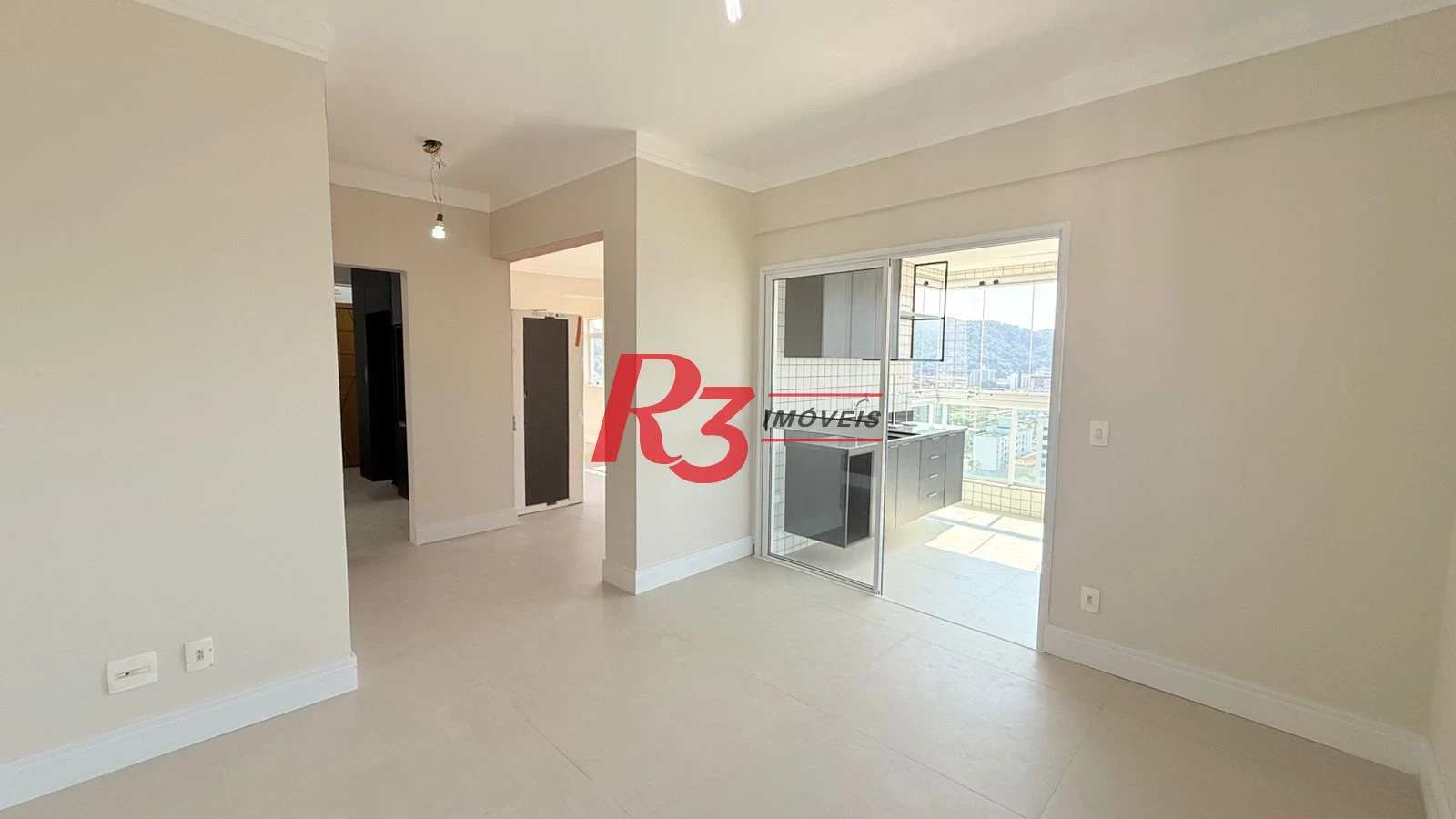 Apartamento com 3 dormitórios à venda, 139 m² por R$ 1.330.000,00 - Pompéia - Santos/SP