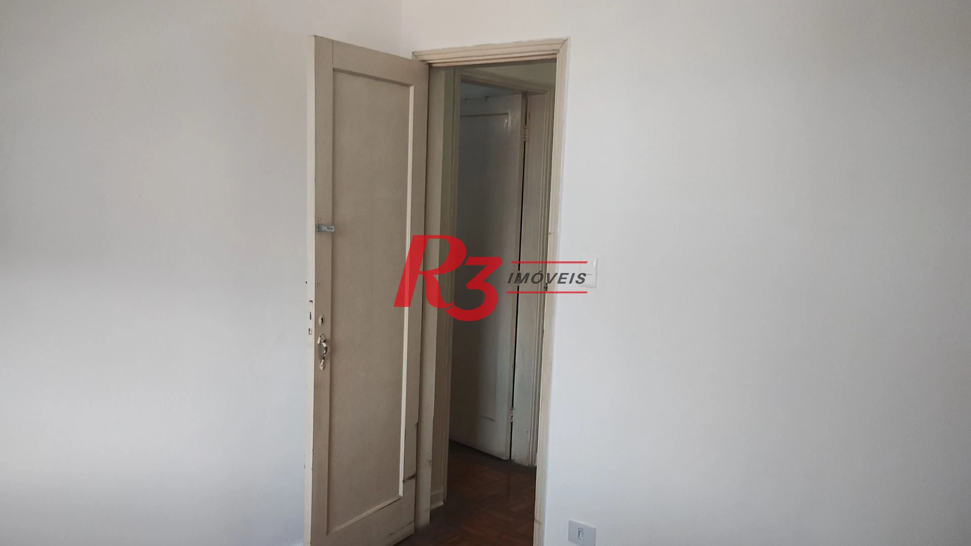 Apartamento com 3 dormitórios à venda, 110 m² por R$ 550.000,00 - Embaré - Santos/SP