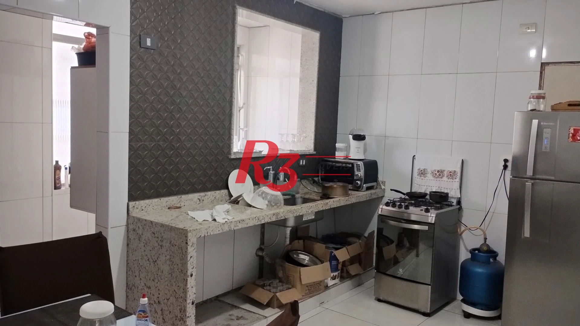 Apartamento com 3 dormitórios à venda, 110 m² por R$ 550.000,00 - Embaré - Santos/SP