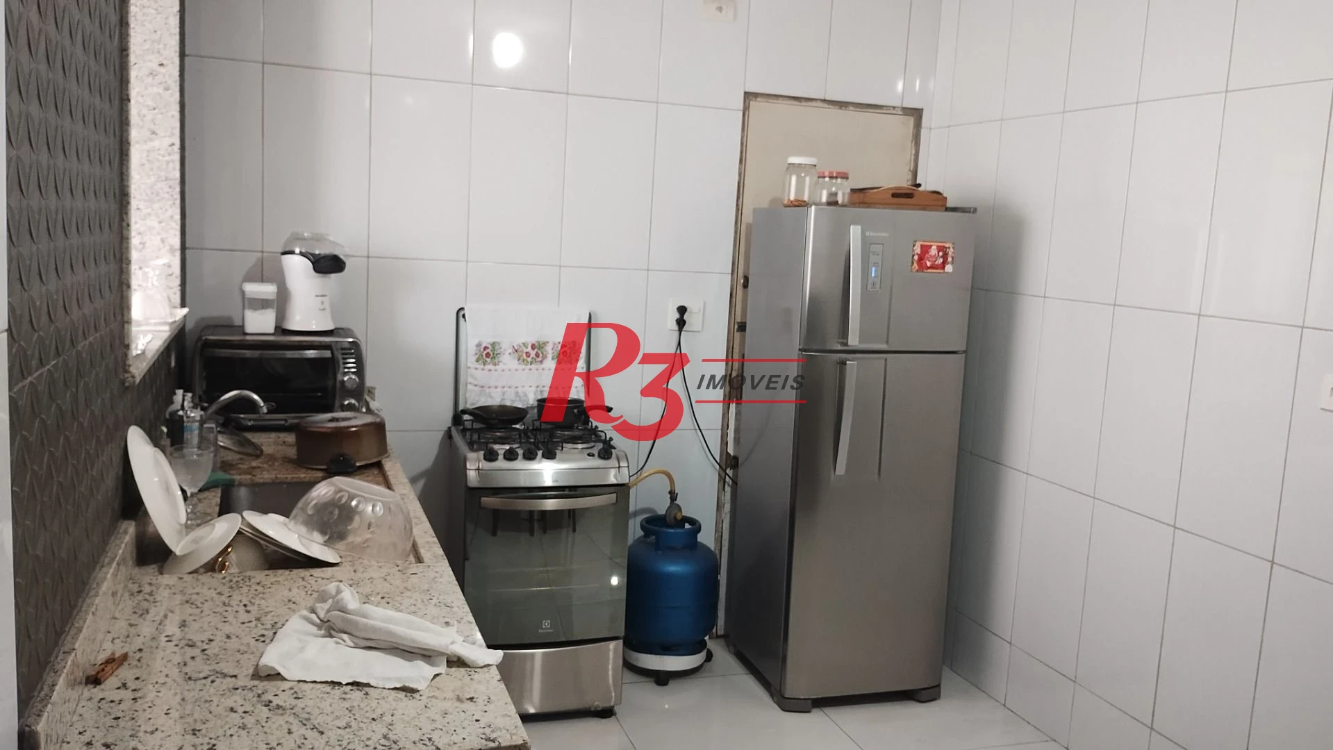 Apartamento com 3 dormitórios à venda, 110 m² por R$ 550.000,00 - Embaré - Santos/SP