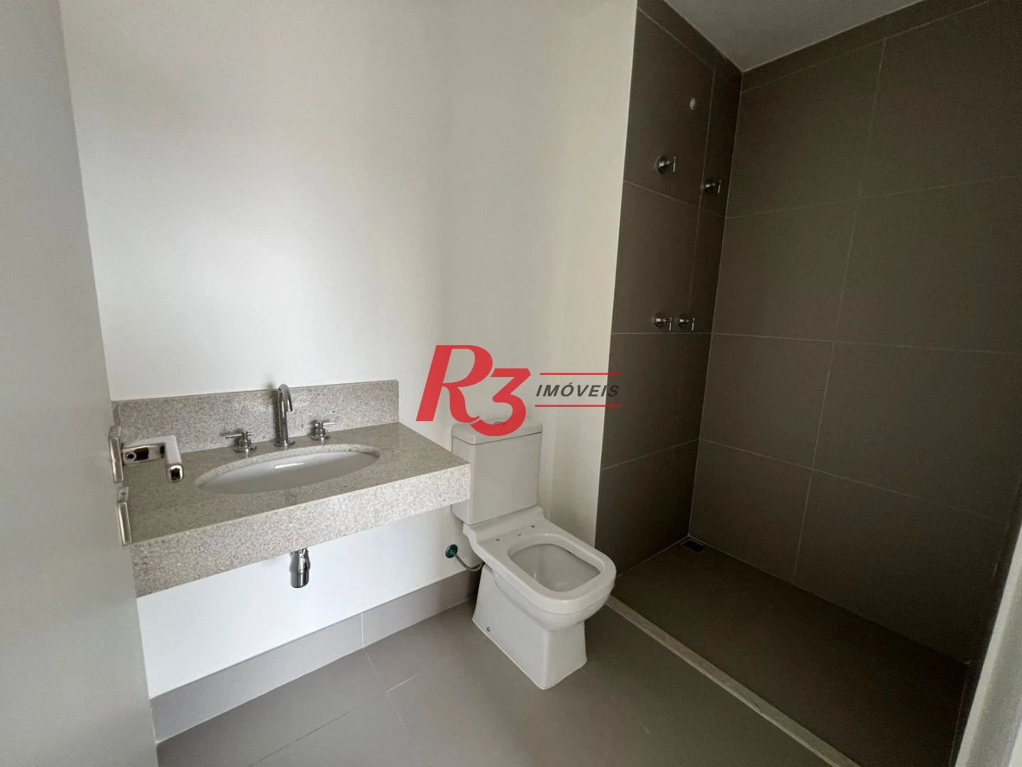 Apartamento com 1 dormitório à venda, 54 m² por R$ 780.000,00 - Boqueirão - Santos/SP
