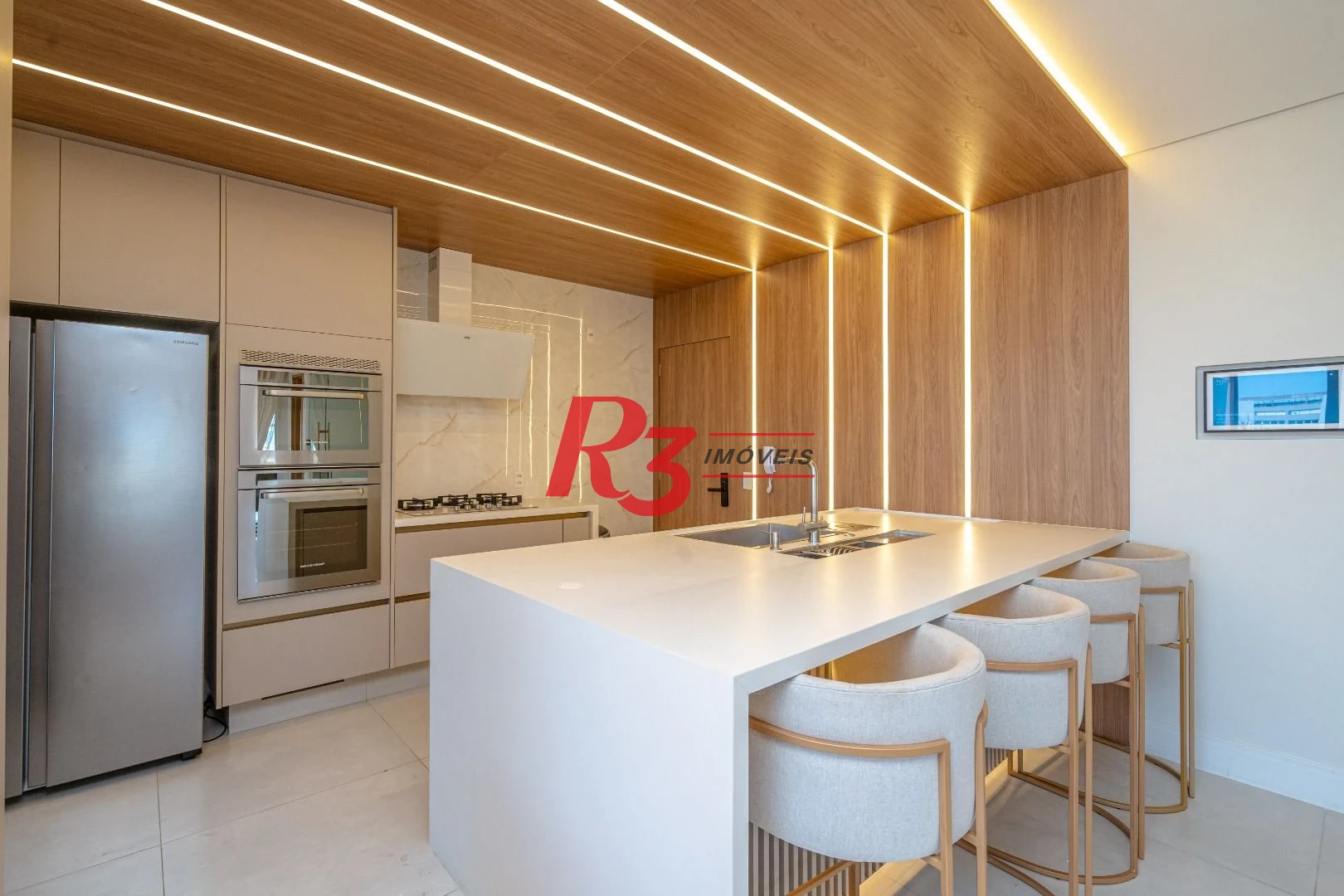 Cobertura com 4 dormitórios à venda, 191 m² por R$ 5.000.000,00 - Gonzaga - Santos/SP
