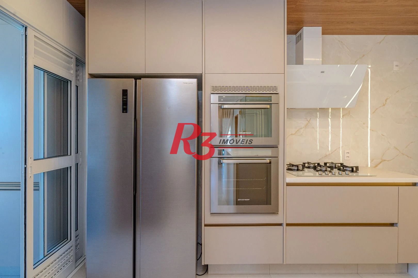 Cobertura com 4 dormitórios à venda, 191 m² por R$ 5.000.000,00 - Gonzaga - Santos/SP