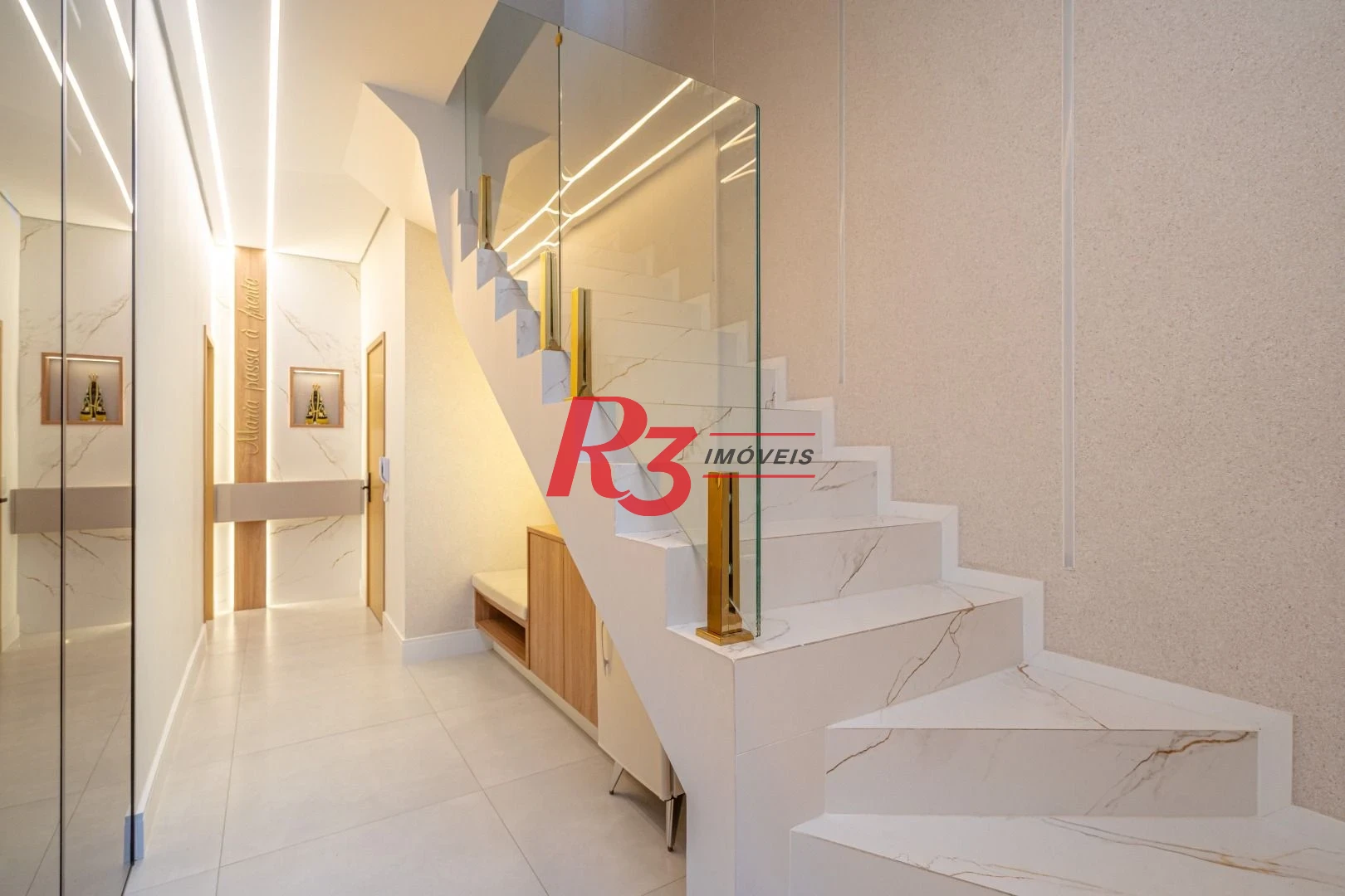 Cobertura com 4 dormitórios à venda, 191 m² por R$ 5.000.000,00 - Gonzaga - Santos/SP