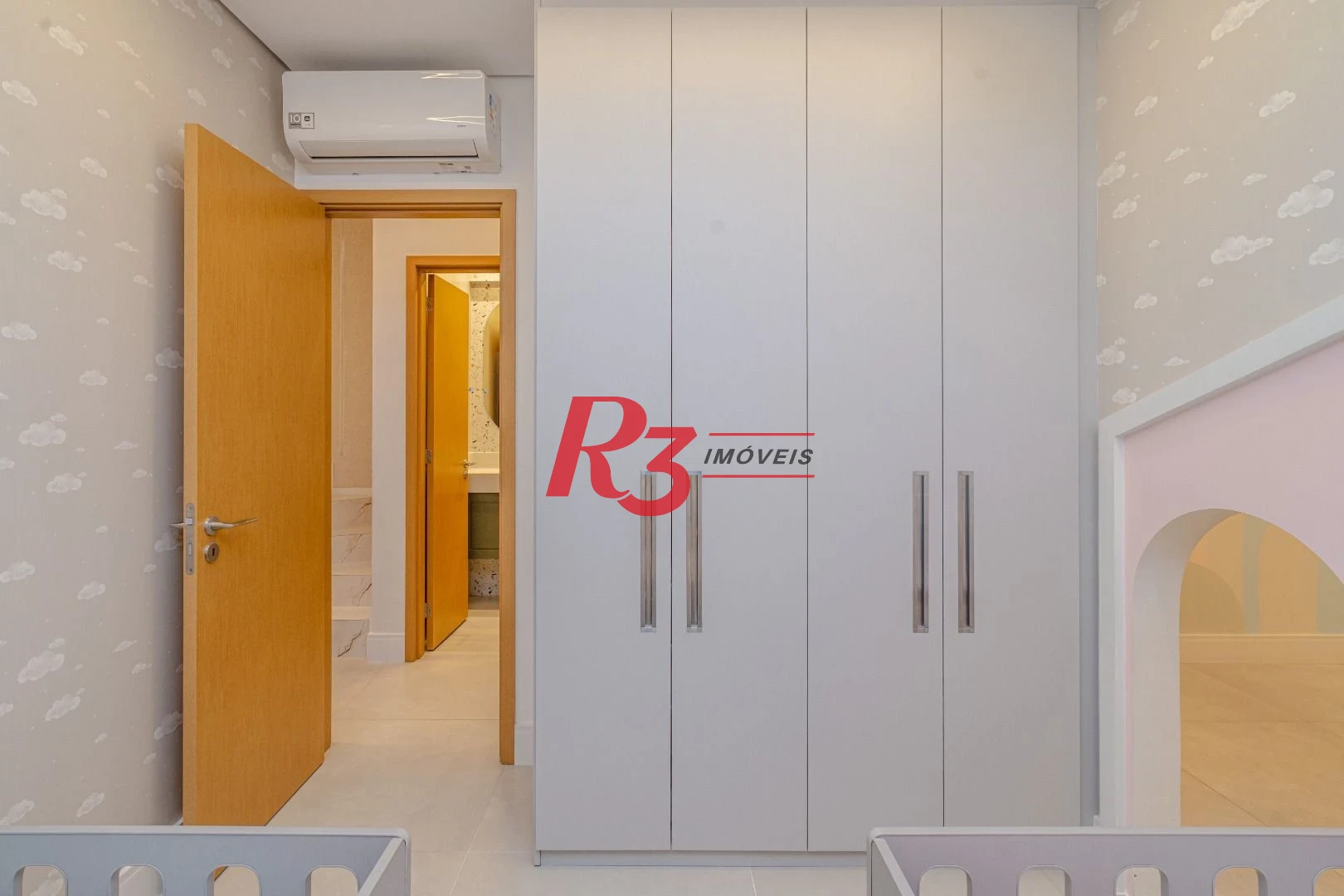 Cobertura com 4 dormitórios à venda, 191 m² por R$ 5.000.000,00 - Gonzaga - Santos/SP