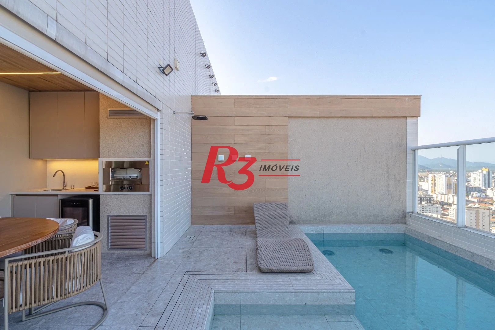 Cobertura com 4 dormitórios à venda, 191 m² por R$ 5.000.000,00 - Gonzaga - Santos/SP