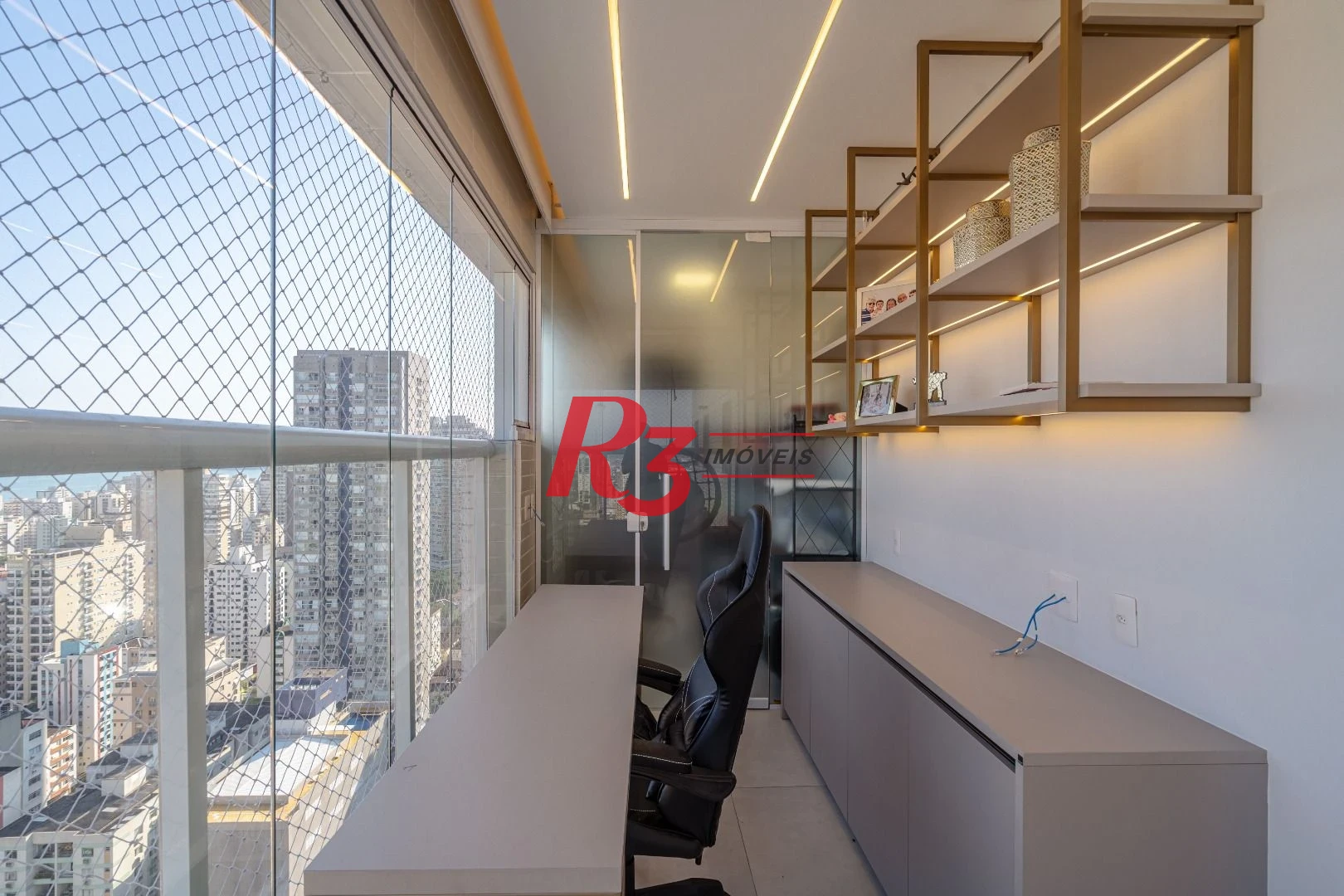 Cobertura com 4 dormitórios à venda, 191 m² por R$ 5.000.000,00 - Gonzaga - Santos/SP