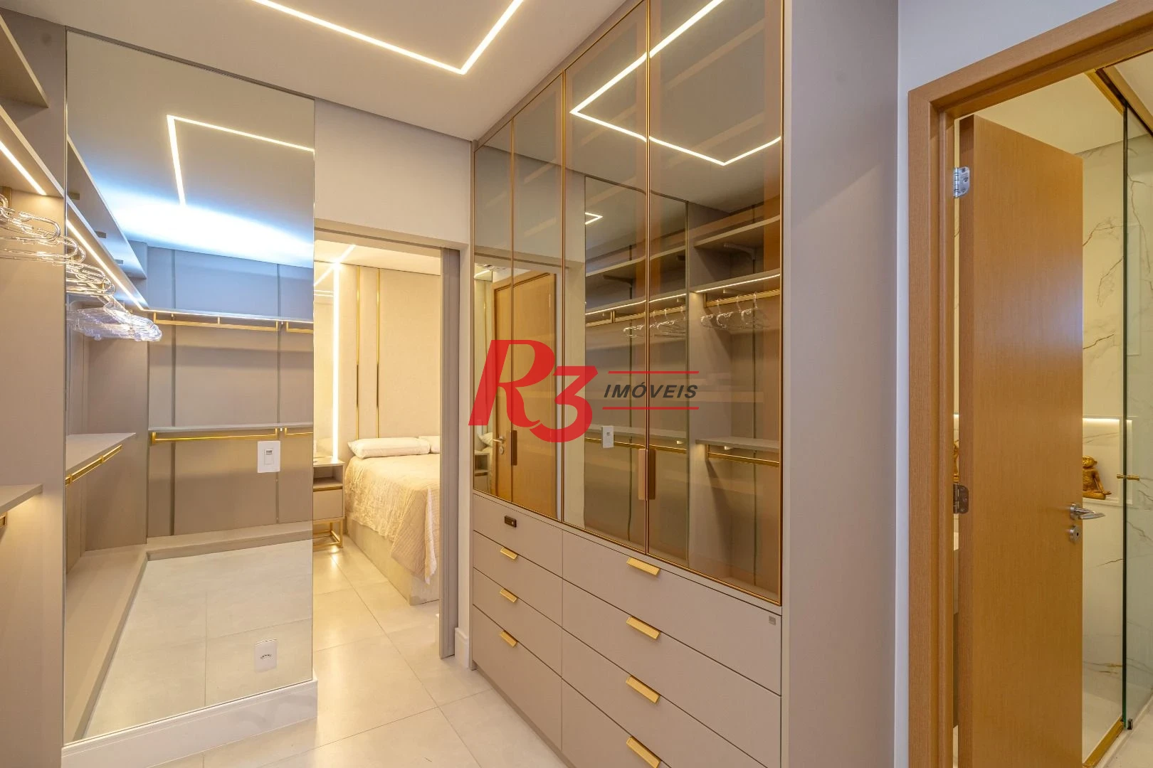 Cobertura com 4 dormitórios à venda, 191 m² por R$ 5.000.000,00 - Gonzaga - Santos/SP