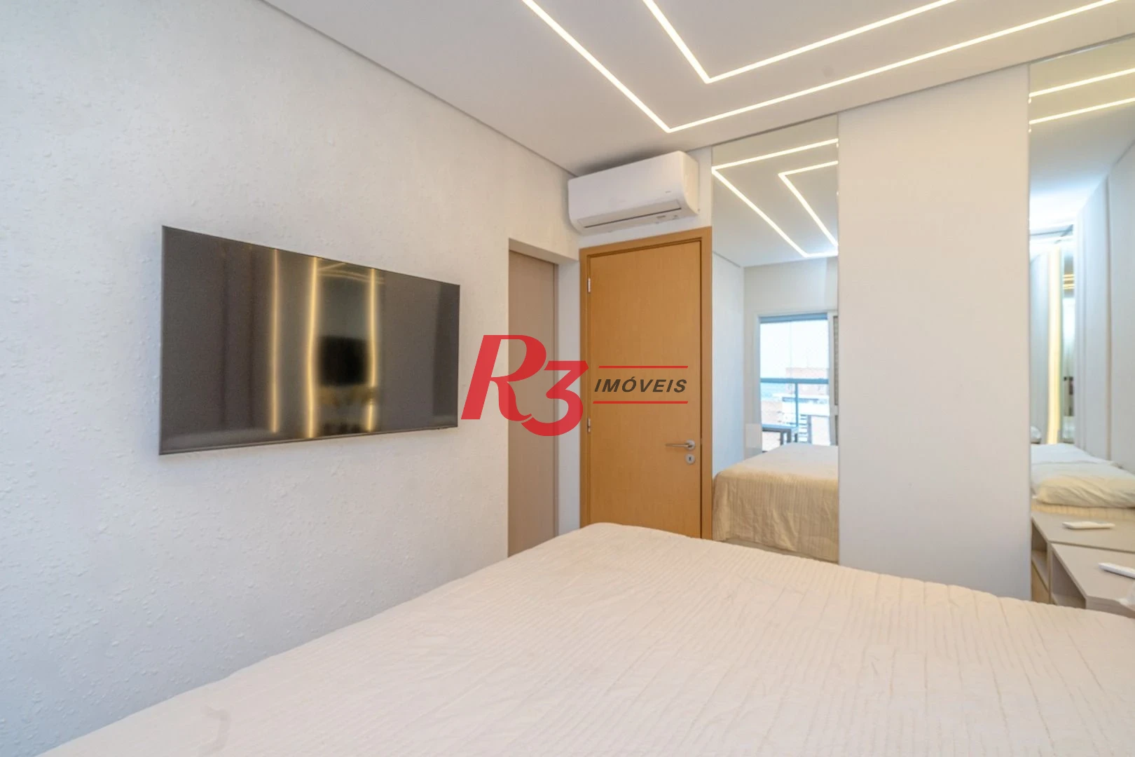 Cobertura com 4 dormitórios à venda, 191 m² por R$ 5.000.000,00 - Gonzaga - Santos/SP