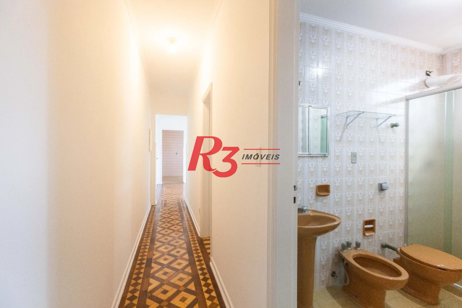 Apartamento com 2 dormitórios para alugar, 111 m² por R$ 3.705,31/mês - Boqueirão - Santos/SP