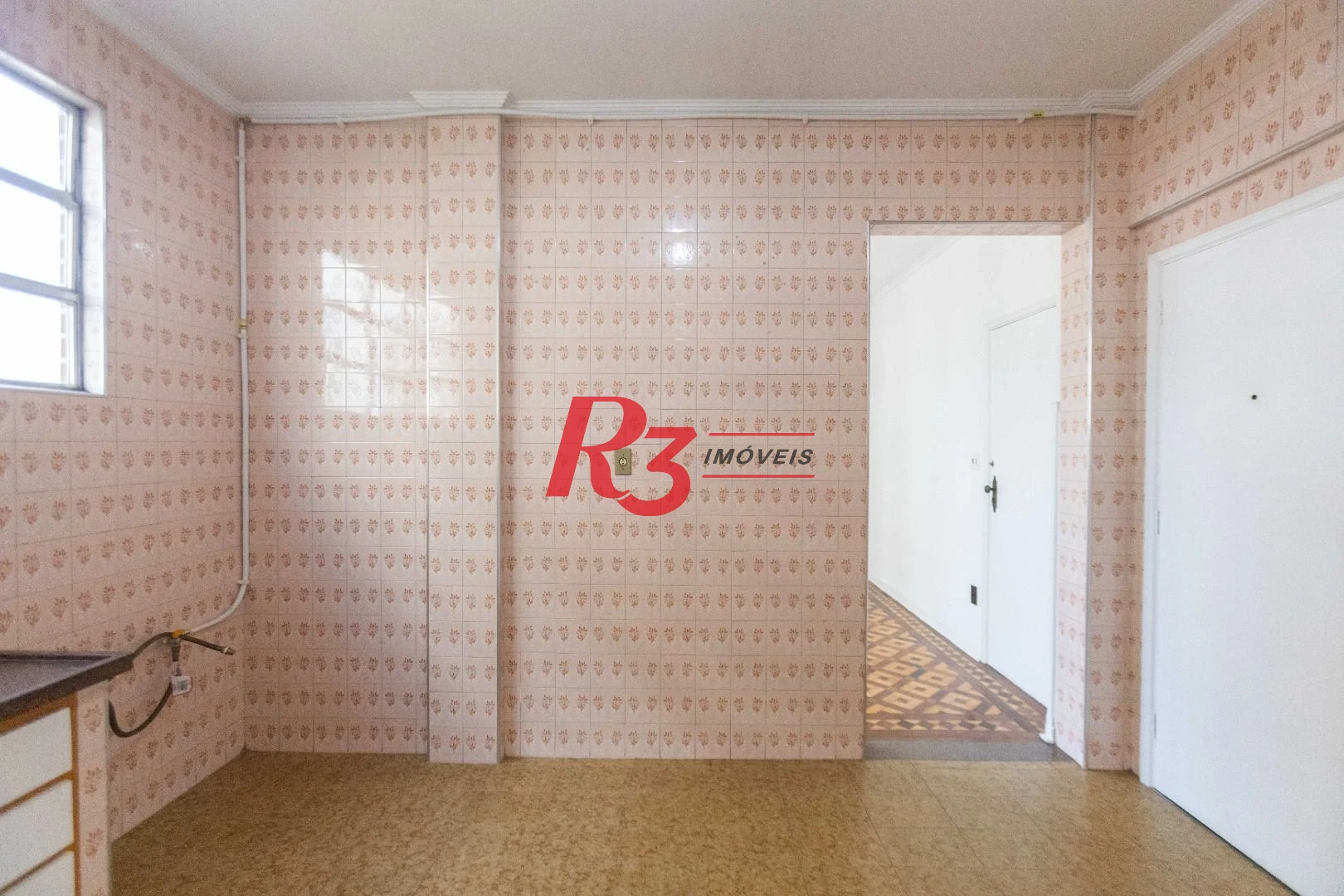 Apartamento com 2 dormitórios para alugar, 111 m² por R$ 3.705,31/mês - Boqueirão - Santos/SP