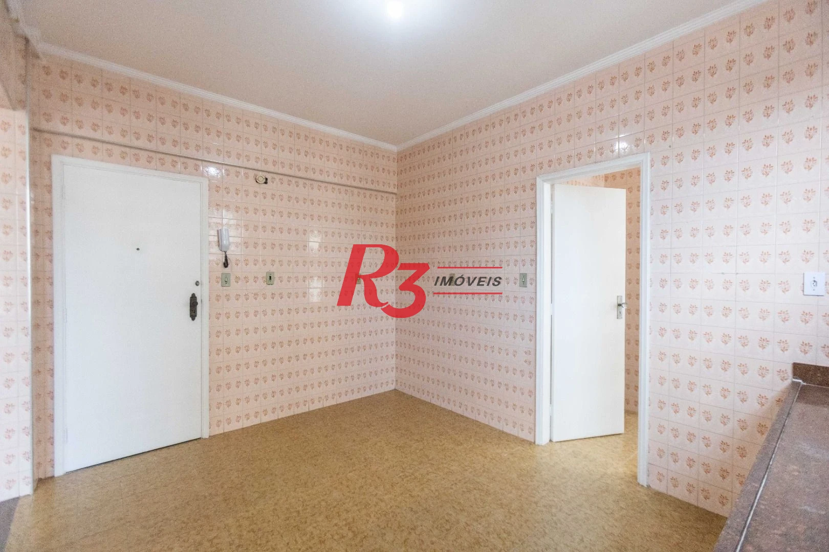 Apartamento com 2 dormitórios para alugar, 111 m² por R$ 3.705,31/mês - Boqueirão - Santos/SP