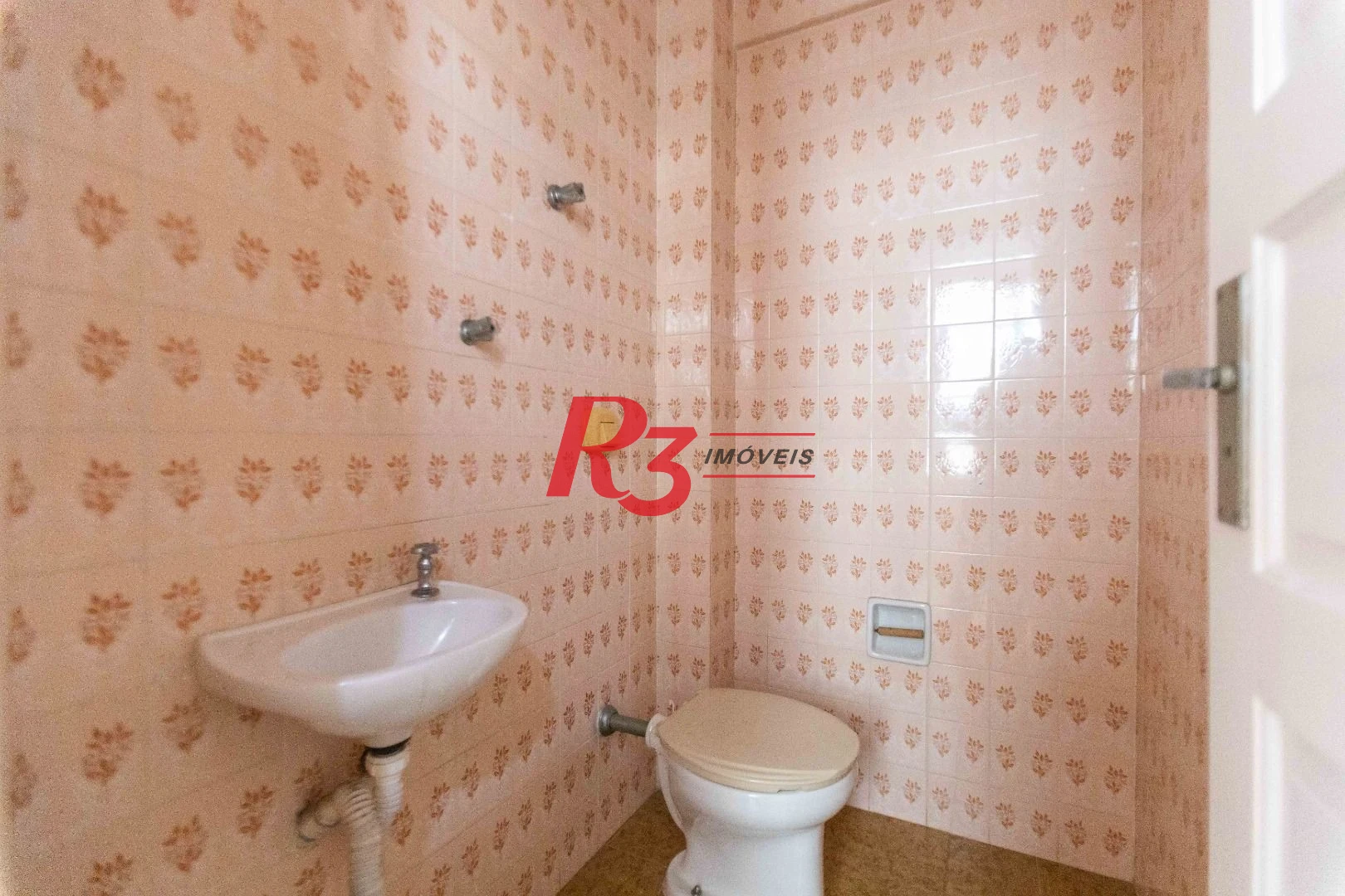 Apartamento com 2 dormitórios para alugar, 111 m² por R$ 3.705,31/mês - Boqueirão - Santos/SP