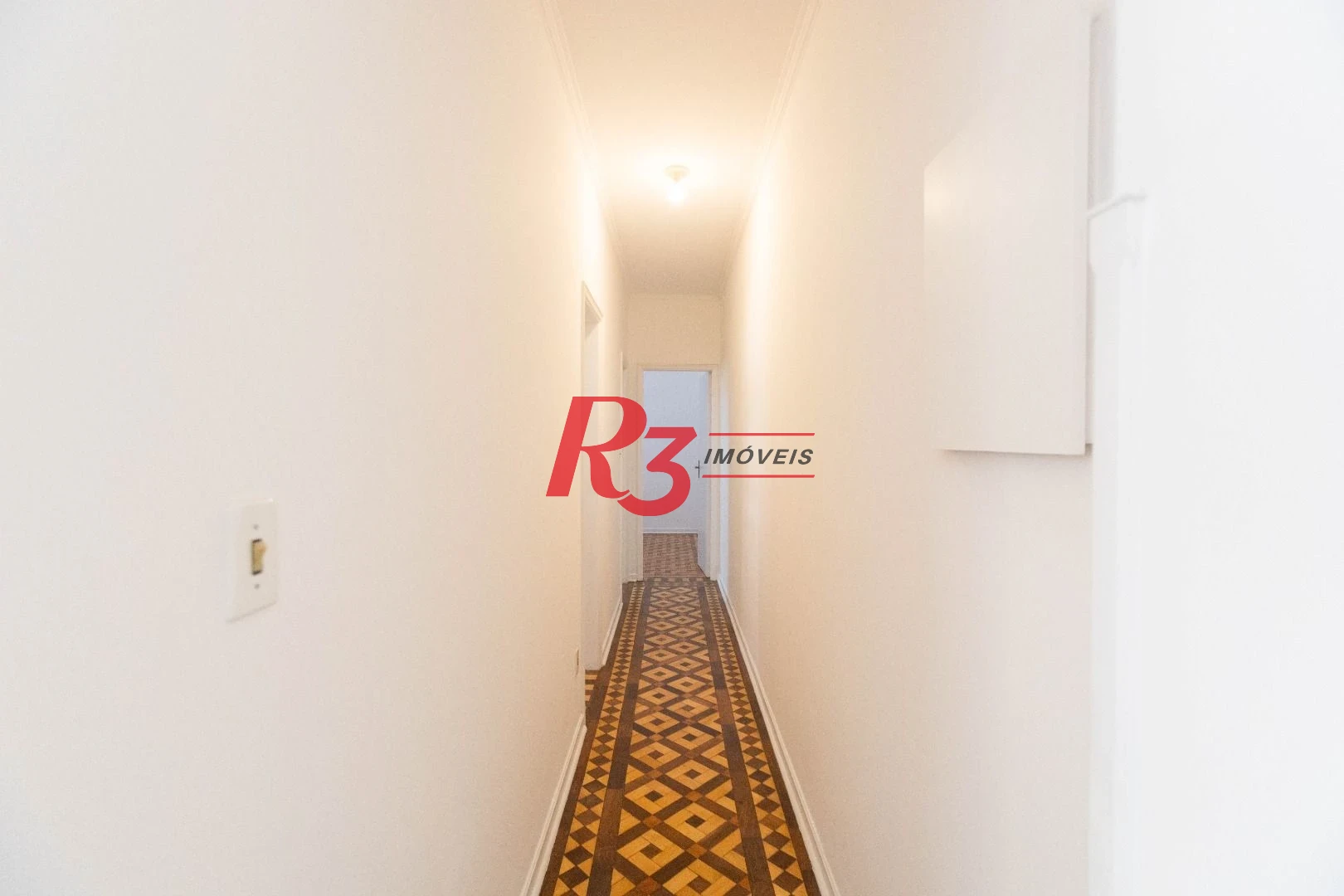 Apartamento com 2 dormitórios para alugar, 111 m² por R$ 3.705,31/mês - Boqueirão - Santos/SP