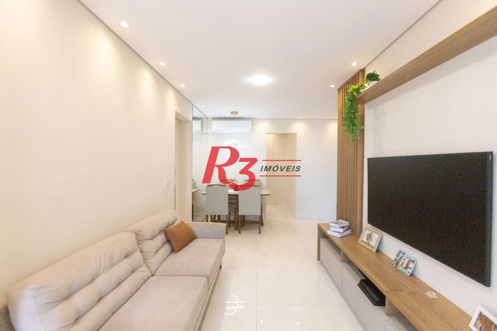 Apartamento com 2 dormitórios à venda, 80 m² por R$ 825.000,00 - Marapé - Santos/SP