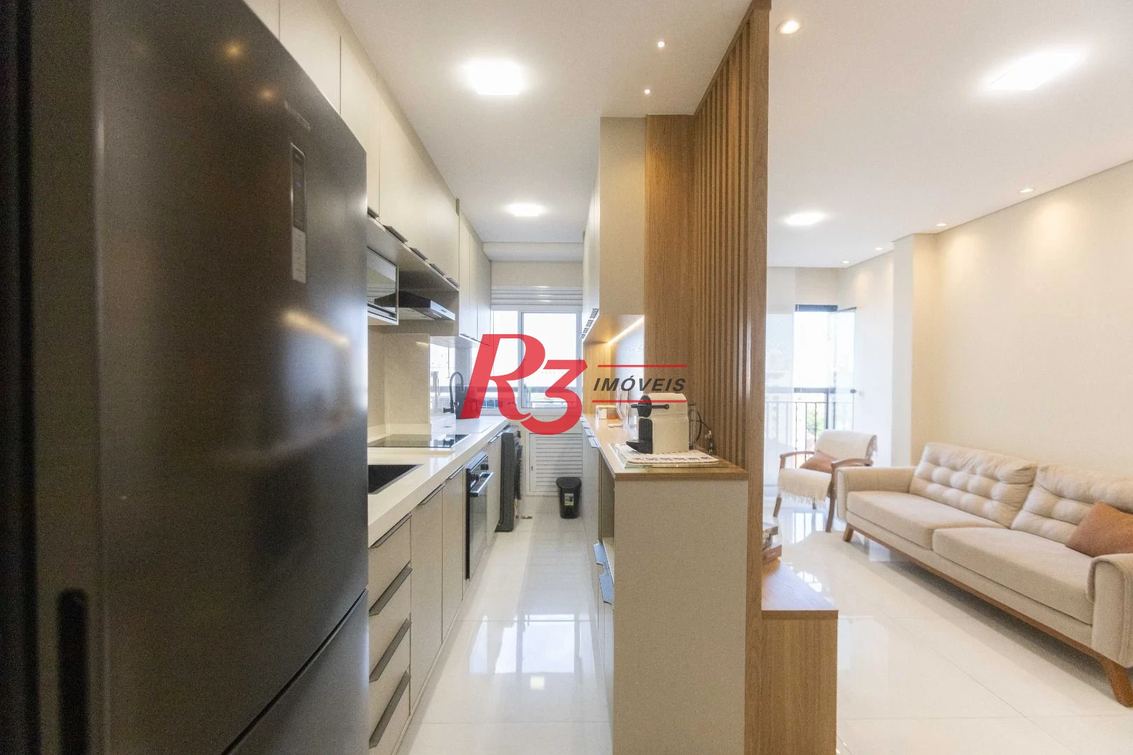 Apartamento com 2 dormitórios à venda, 80 m² por R$ 825.000,00 - Marapé - Santos/SP