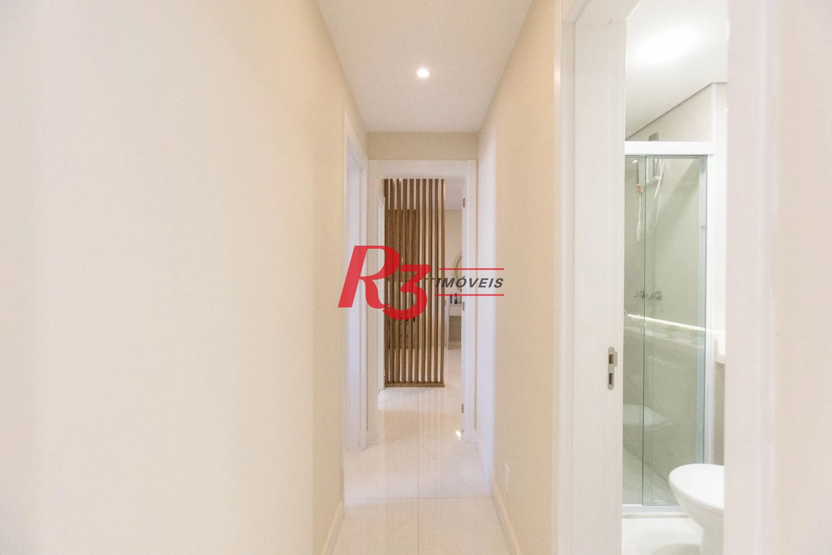 Apartamento com 2 dormitórios à venda, 80 m² por R$ 825.000,00 - Marapé - Santos/SP