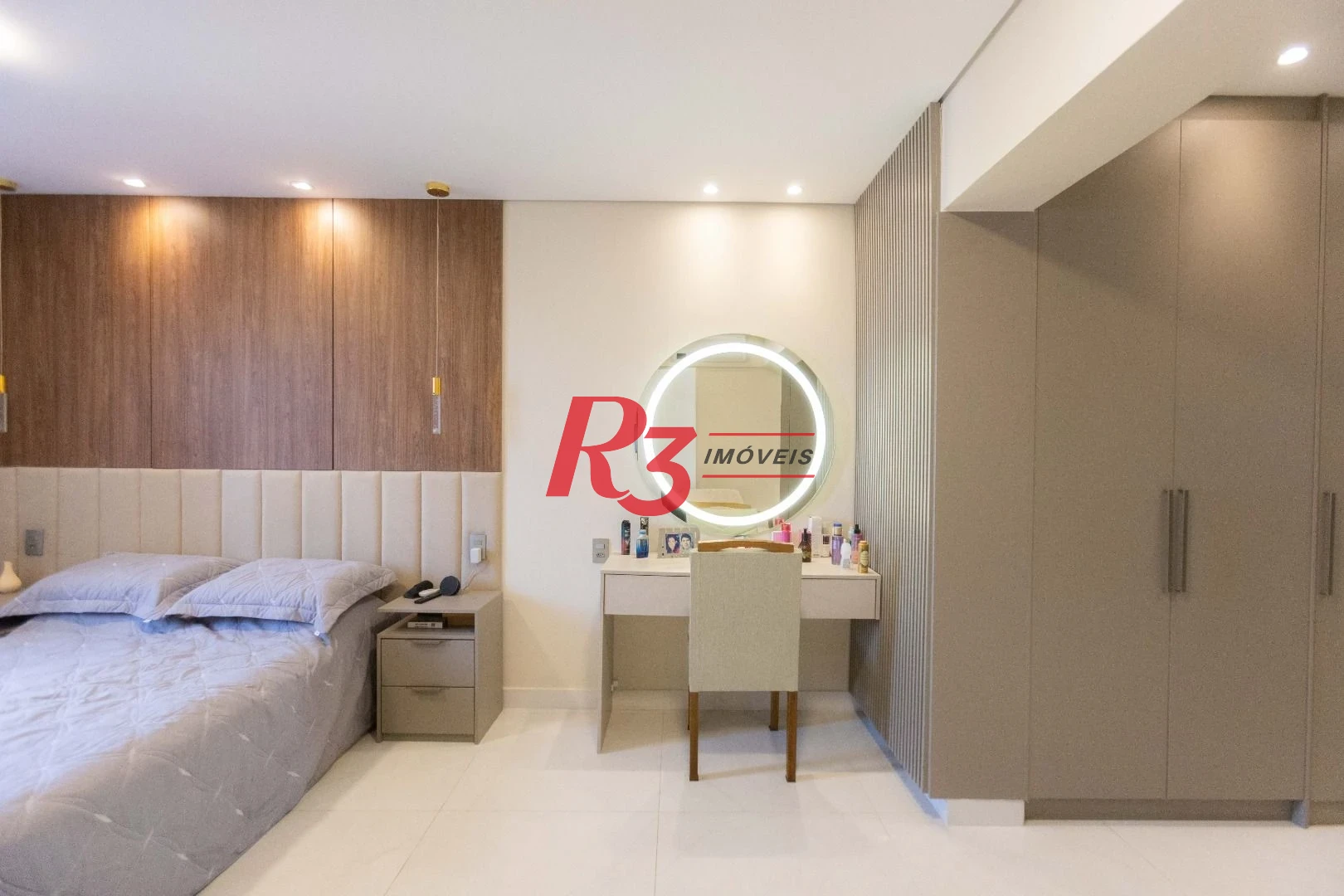 Apartamento com 2 dormitórios à venda, 80 m² por R$ 825.000,00 - Marapé - Santos/SP