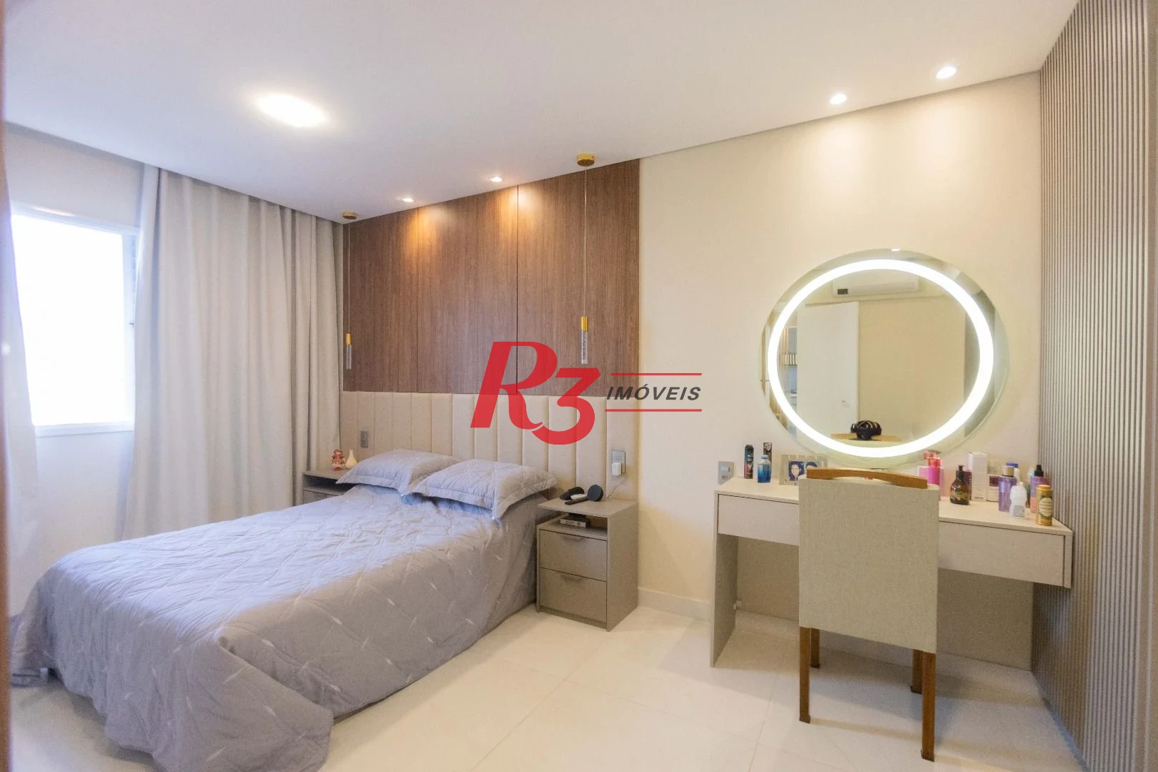 Apartamento com 2 dormitórios à venda, 80 m² por R$ 825.000,00 - Marapé - Santos/SP