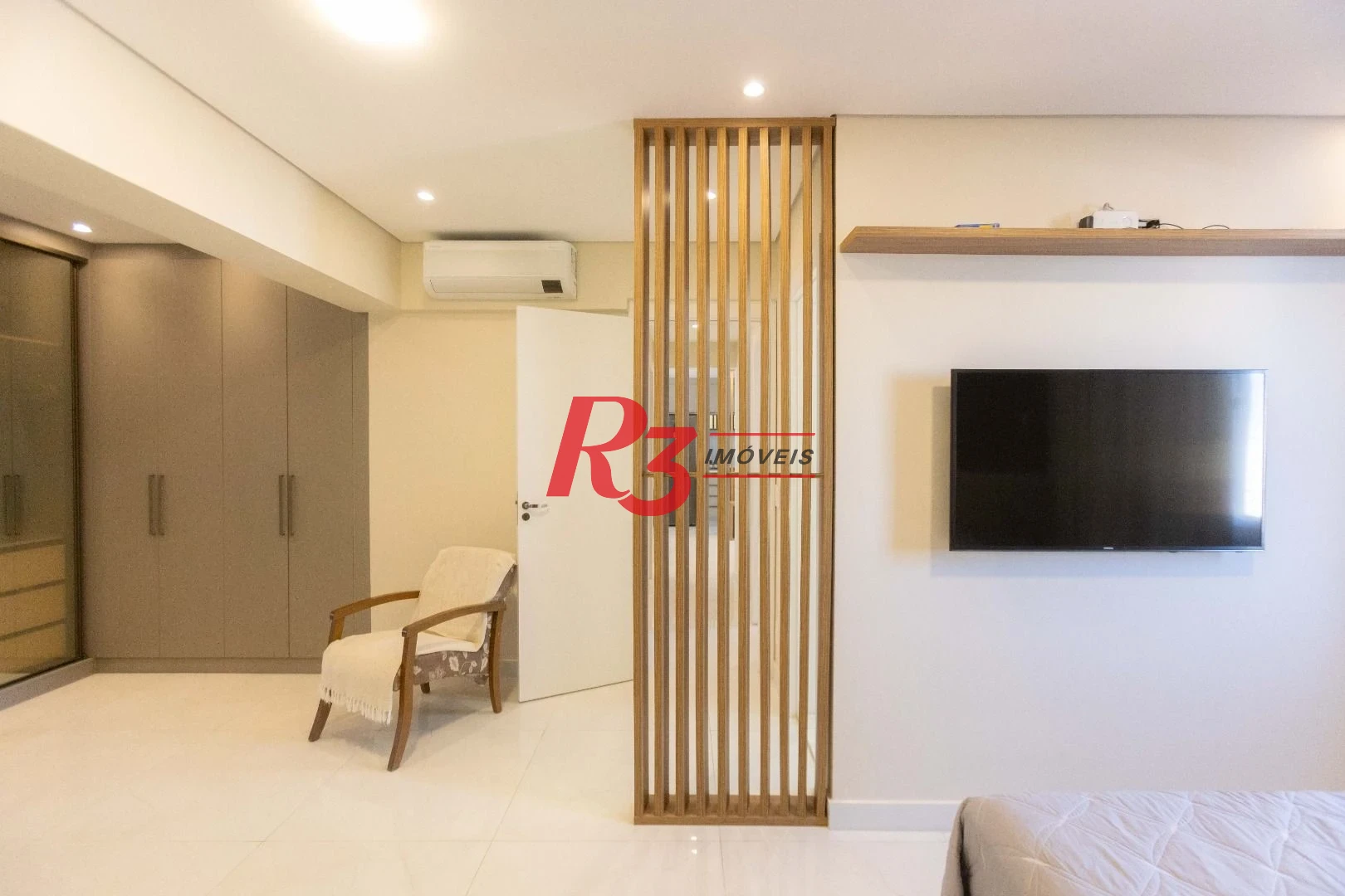Apartamento com 2 dormitórios à venda, 80 m² por R$ 825.000,00 - Marapé - Santos/SP