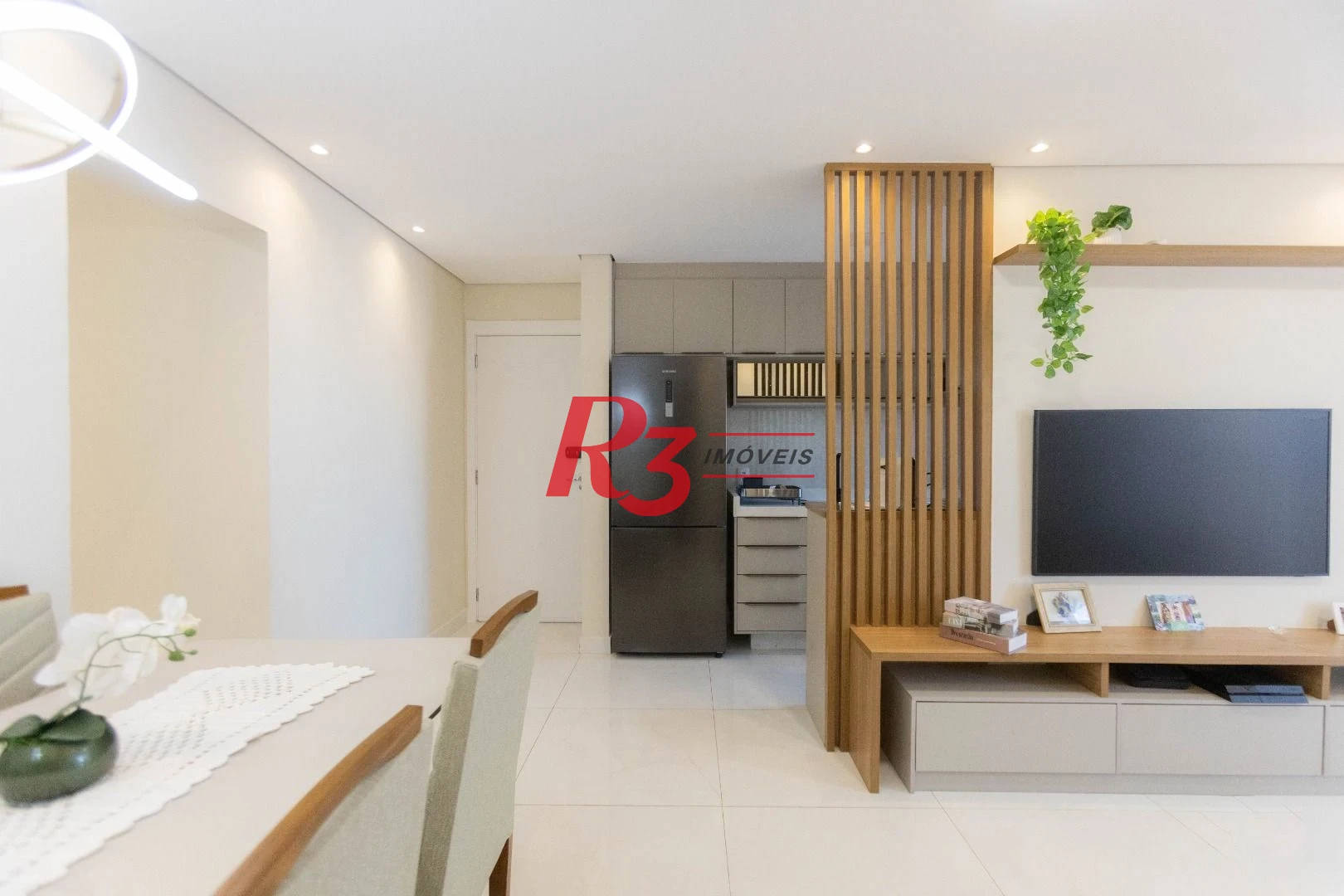 Apartamento com 2 dormitórios à venda, 80 m² por R$ 825.000,00 - Marapé - Santos/SP