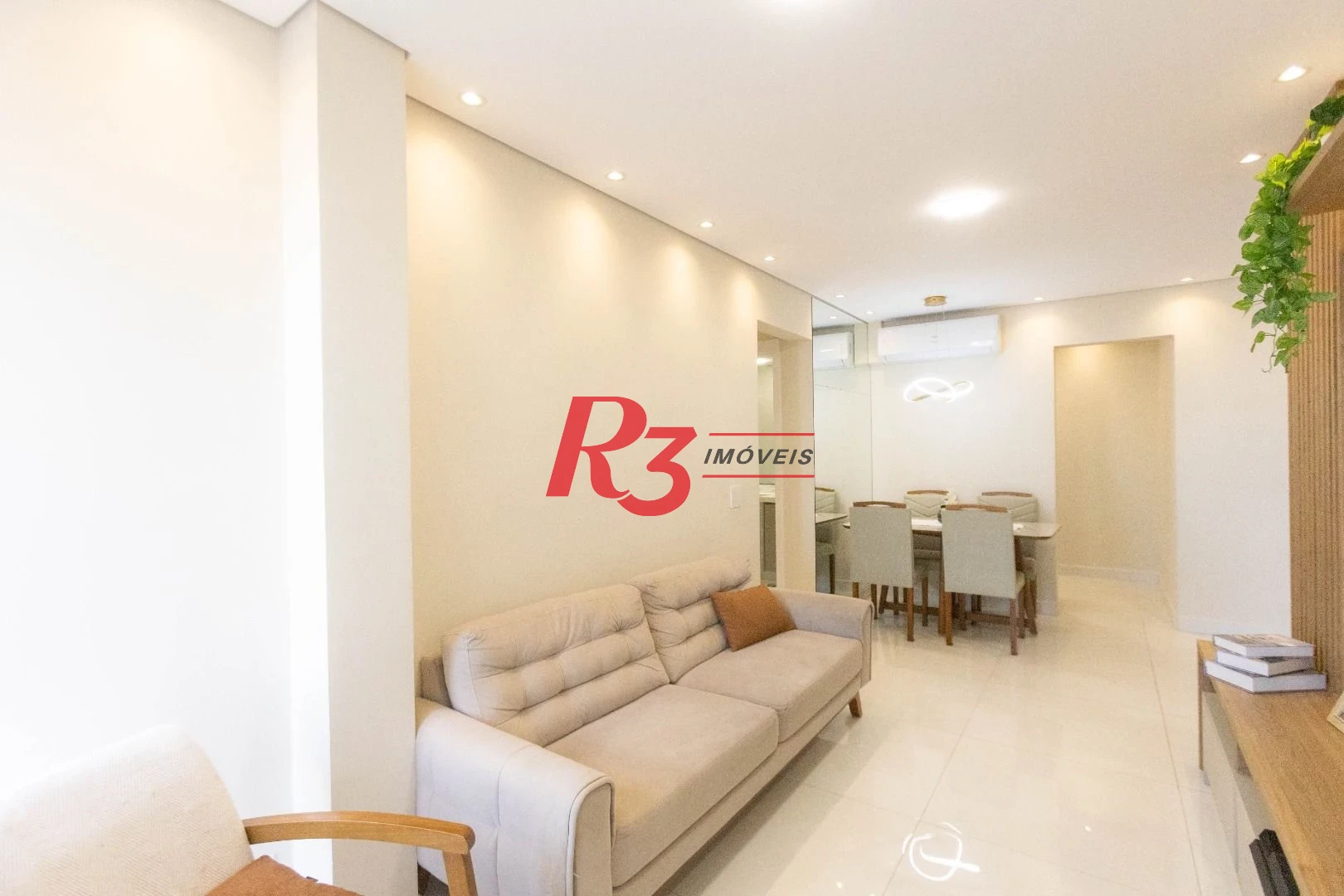 Apartamento com 2 dormitórios à venda, 80 m² por R$ 825.000,00 - Marapé - Santos/SP
