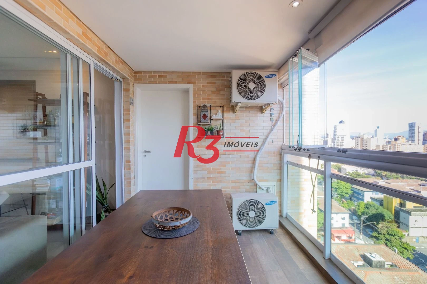 Apartamento com 2 dormitórios à venda, 78 m² por R$ 880.000,00 - Ponta da Praia - Santos/SP