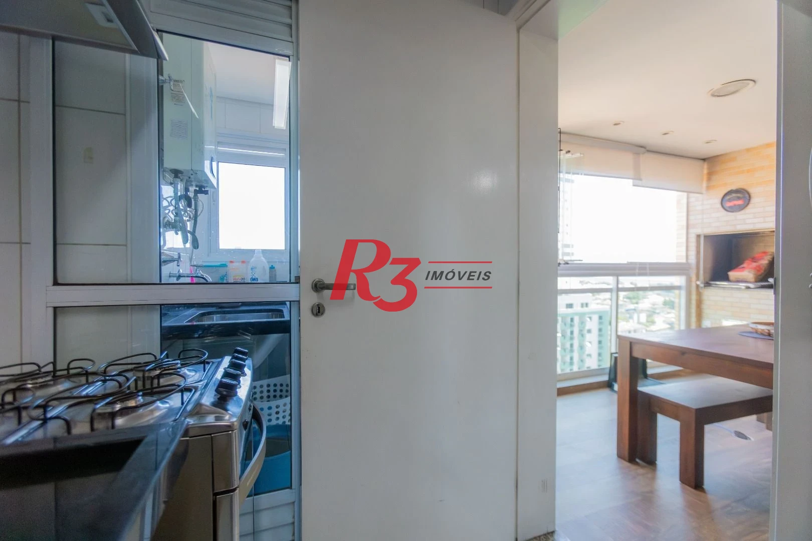 Apartamento com 2 dormitórios à venda, 78 m² por R$ 880.000,00 - Ponta da Praia - Santos/SP