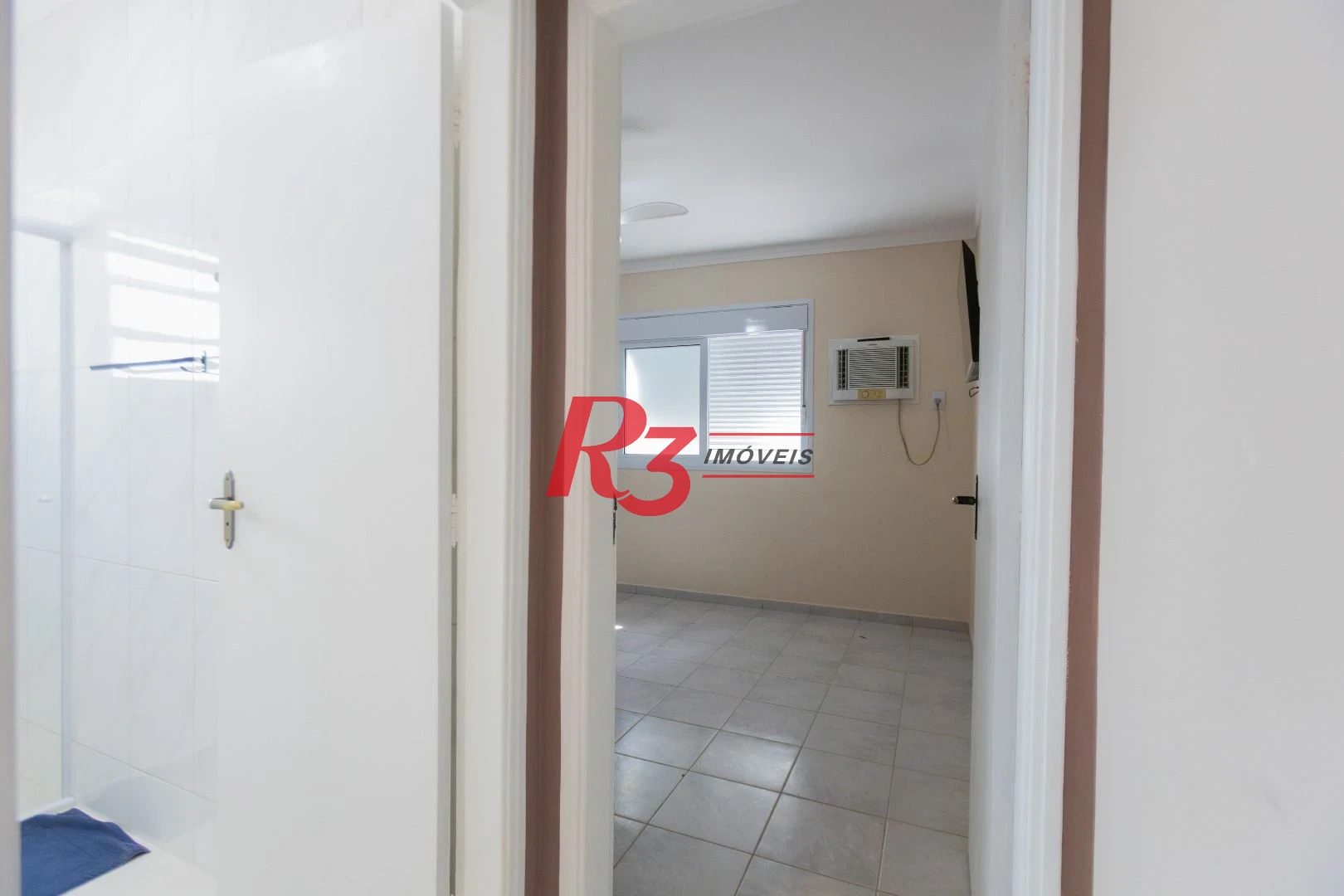 Apartamento com 1 dormitório à venda, 52 m² por R$ 320.000,00 - Encruzilhada - Santos/SP