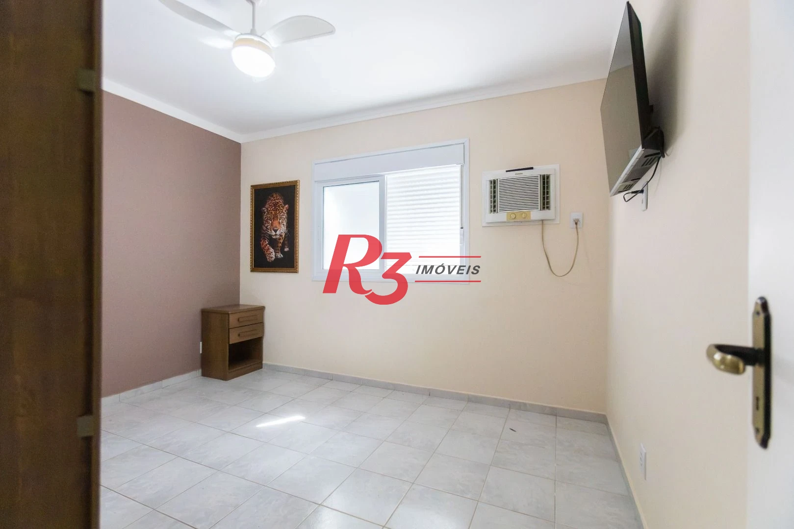 Apartamento com 1 dormitório à venda, 52 m² por R$ 320.000,00 - Encruzilhada - Santos/SP