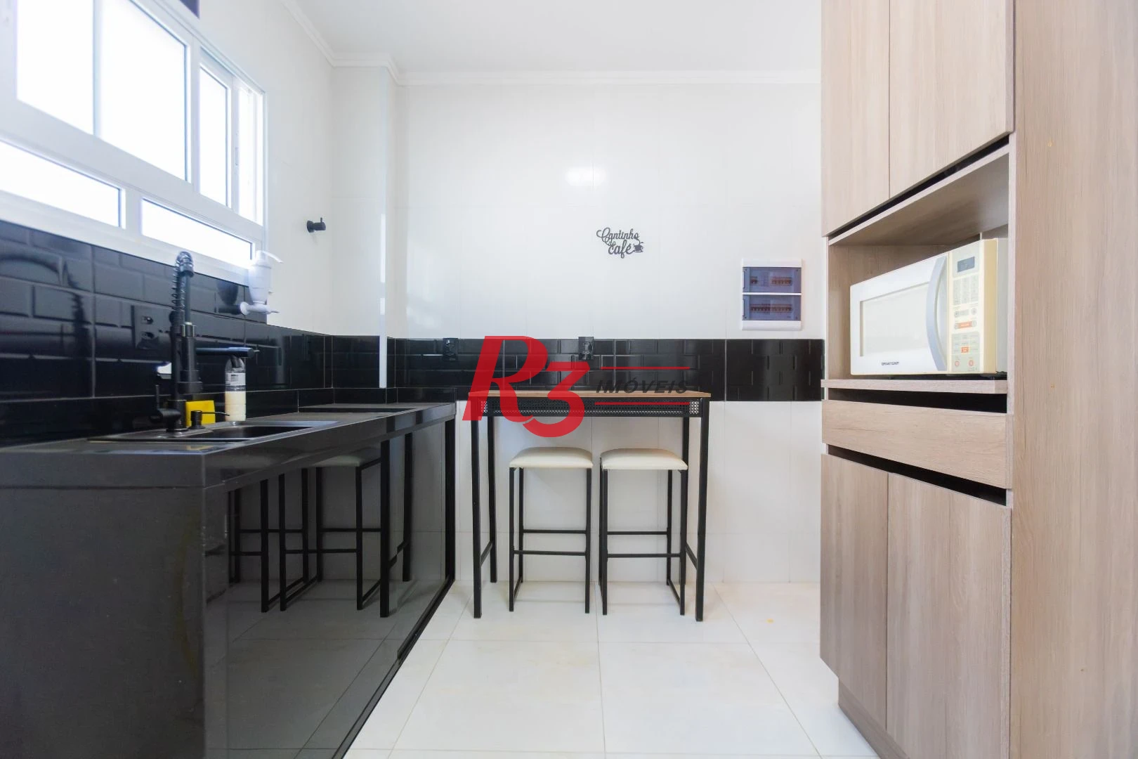 Apartamento com 1 dormitório à venda, 52 m² por R$ 320.000,00 - Encruzilhada - Santos/SP